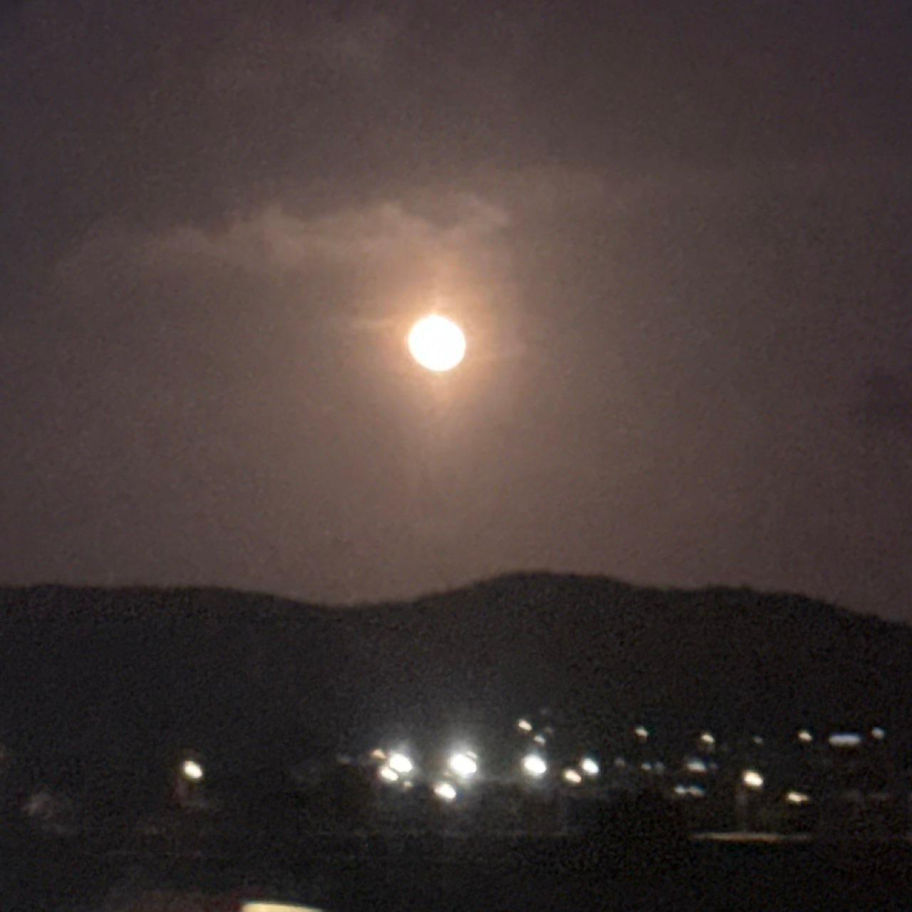 The Moon over Bayamón, Estados Unidos — full moon, Lunar Day 17