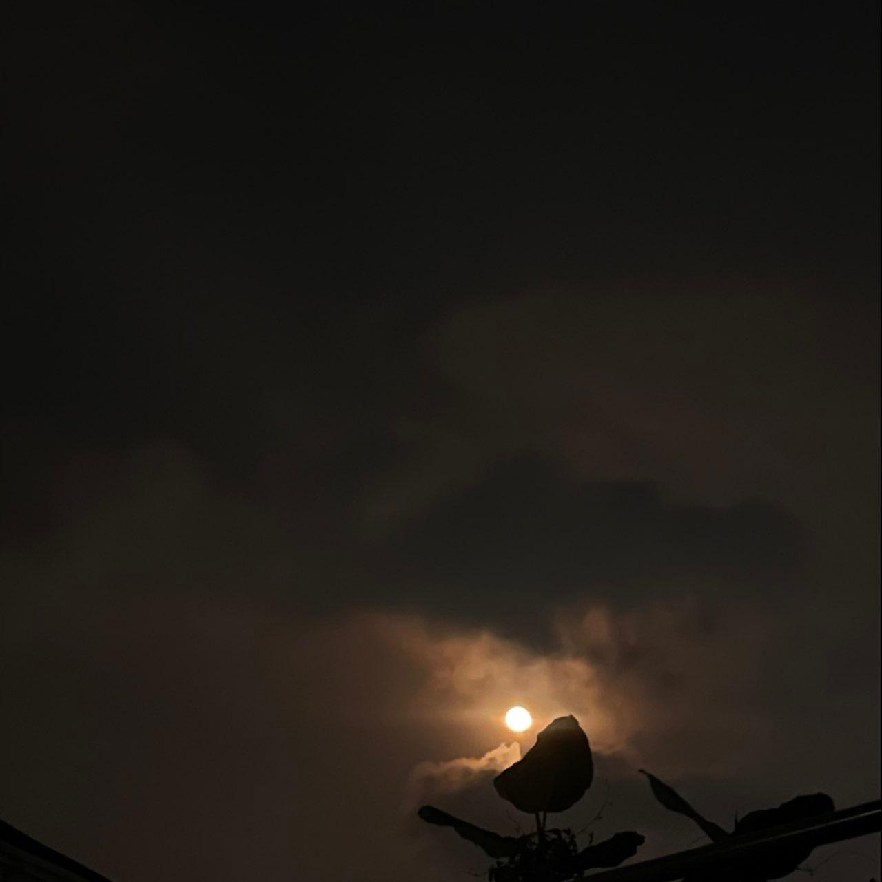 The Moon over Eti-Osa, Nigeria — full moon, Lunar Day 17