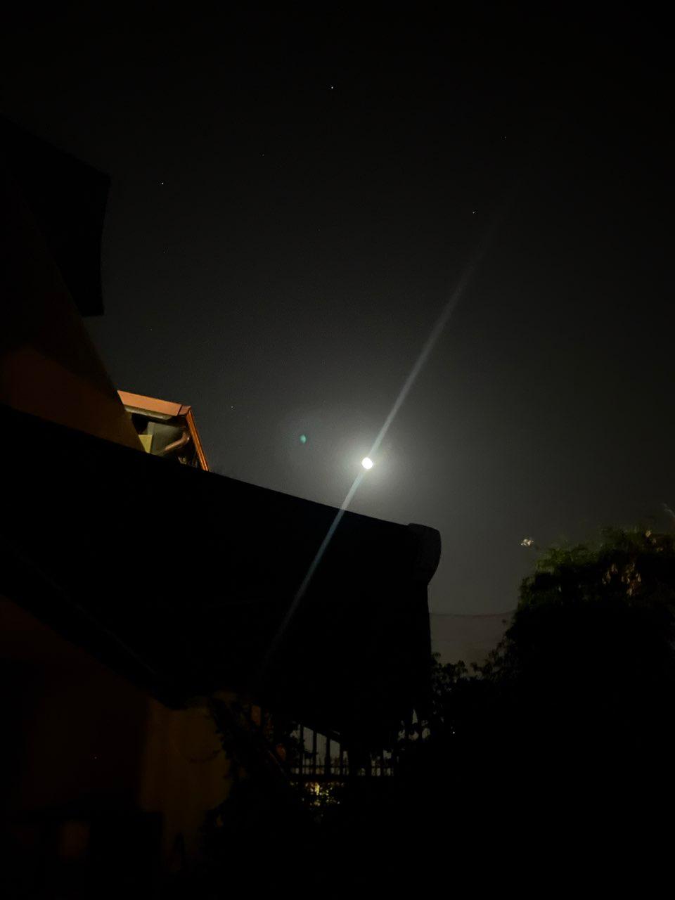 The Moon over Bari, Italy — last quarter, Lunar Day 21