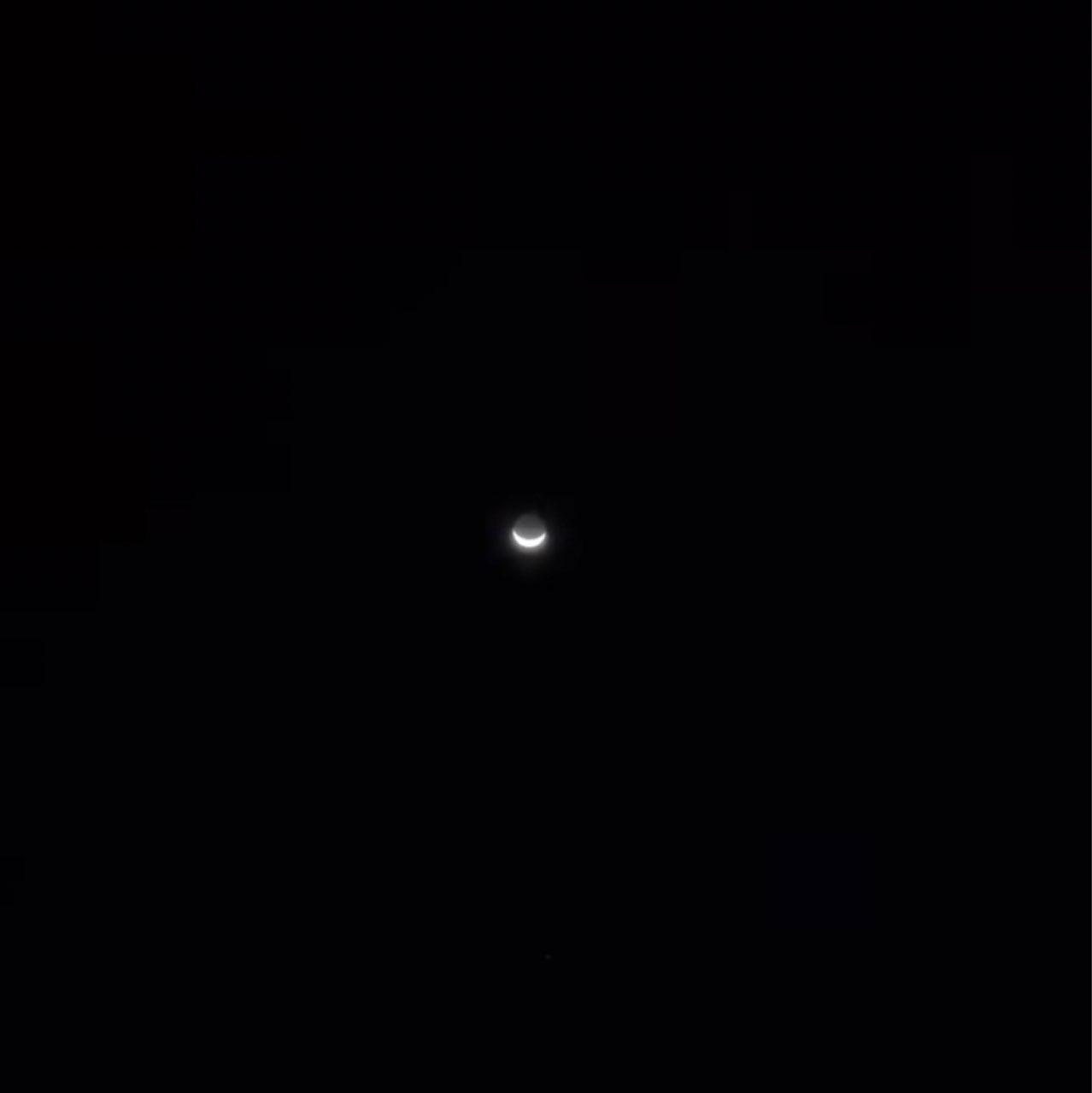 The Moon over Toulouse, Francia — waxing crescent, Lunar Day 5
