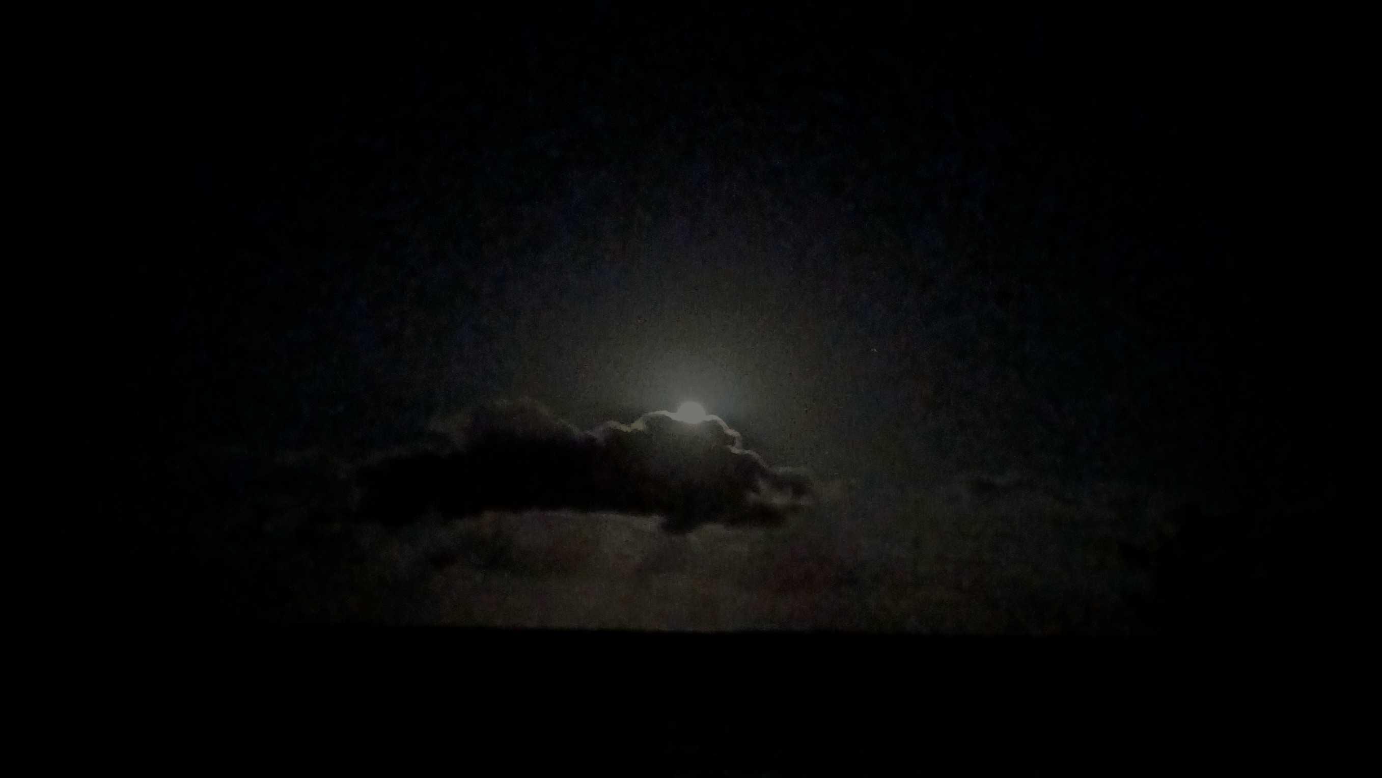 The Moon over Rainbow Beach, Australia — full moon, Lunar Day 17