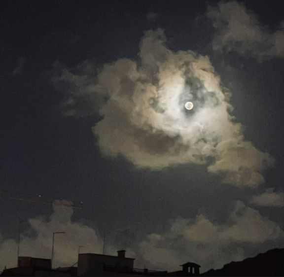 The Moon over Ciudad Orinoco, Venezuela — last quarter, Lunar Day 22
