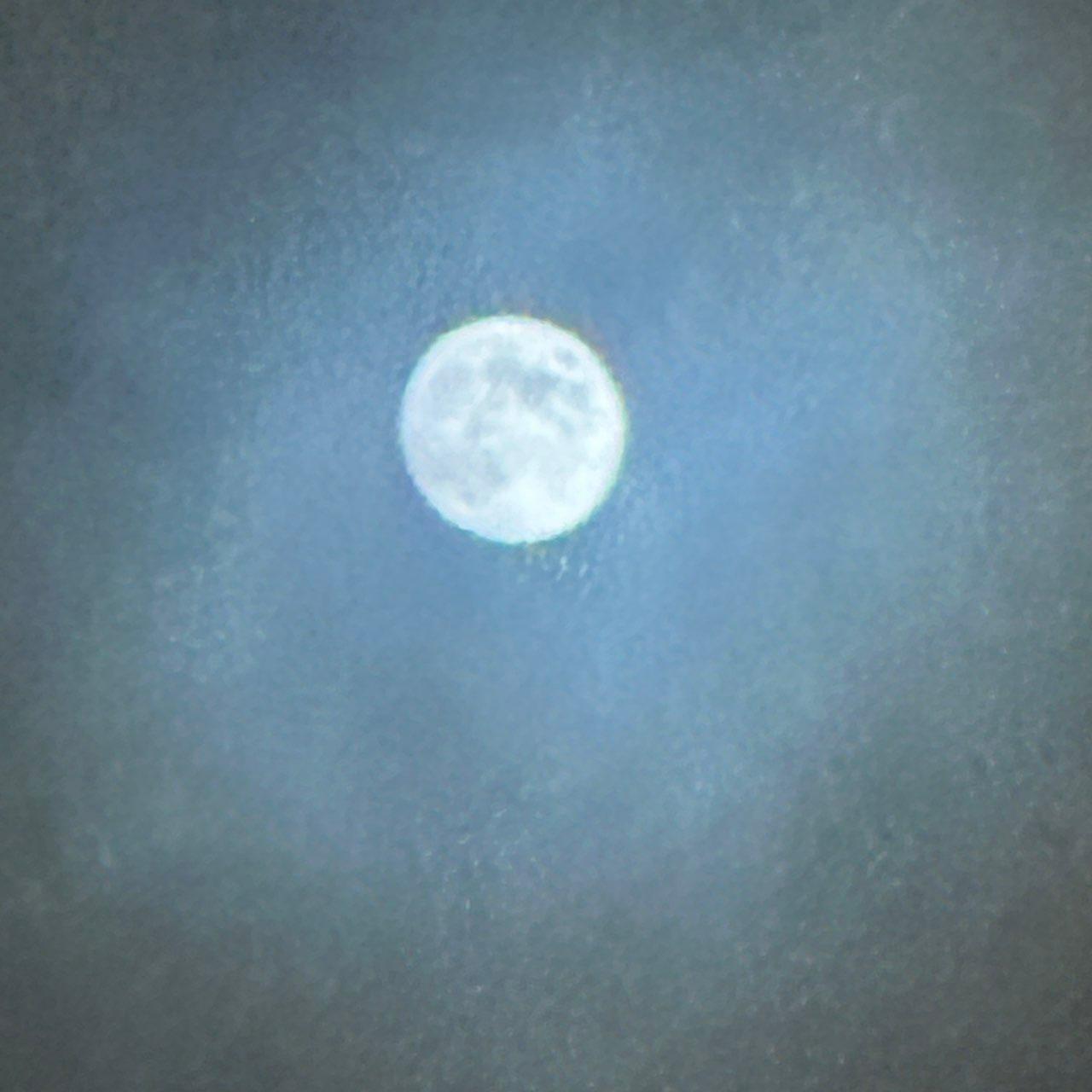 The Moon over Örebro, Sverige — full moon, Lunar Day 14