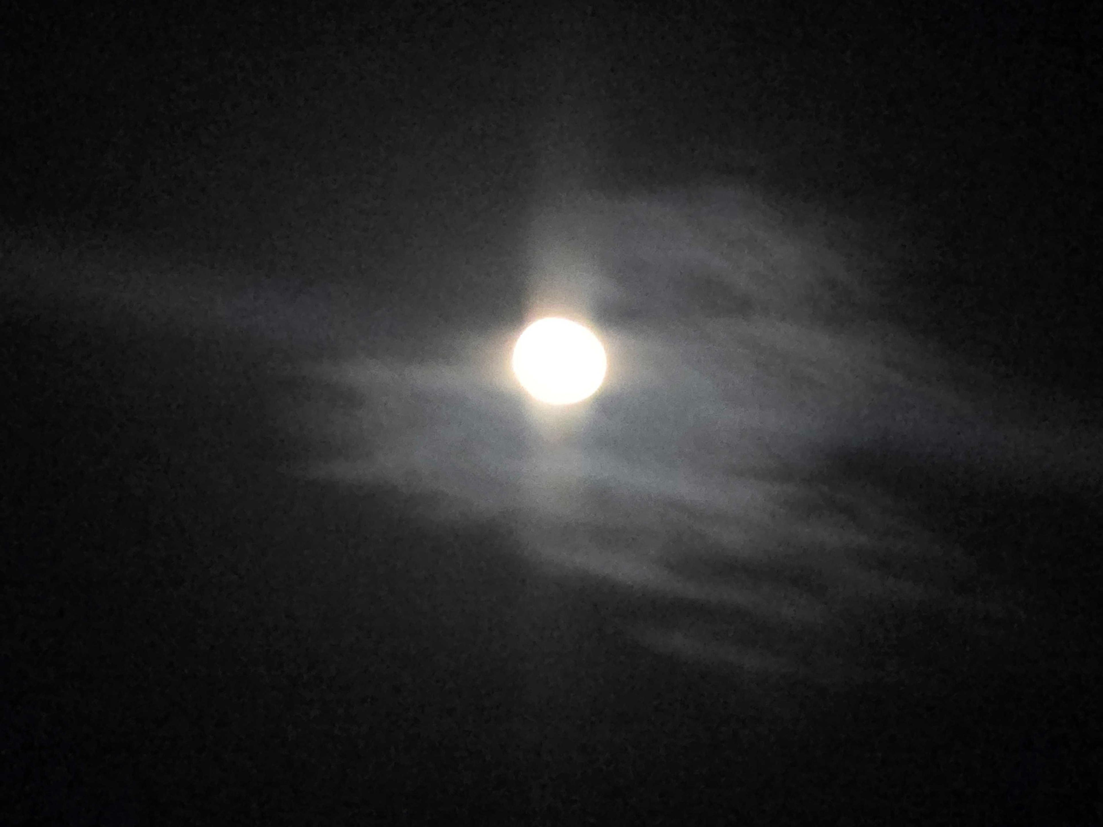 The Moon over Santa Ana, Costa Rica — full moon, Lunar Day 15