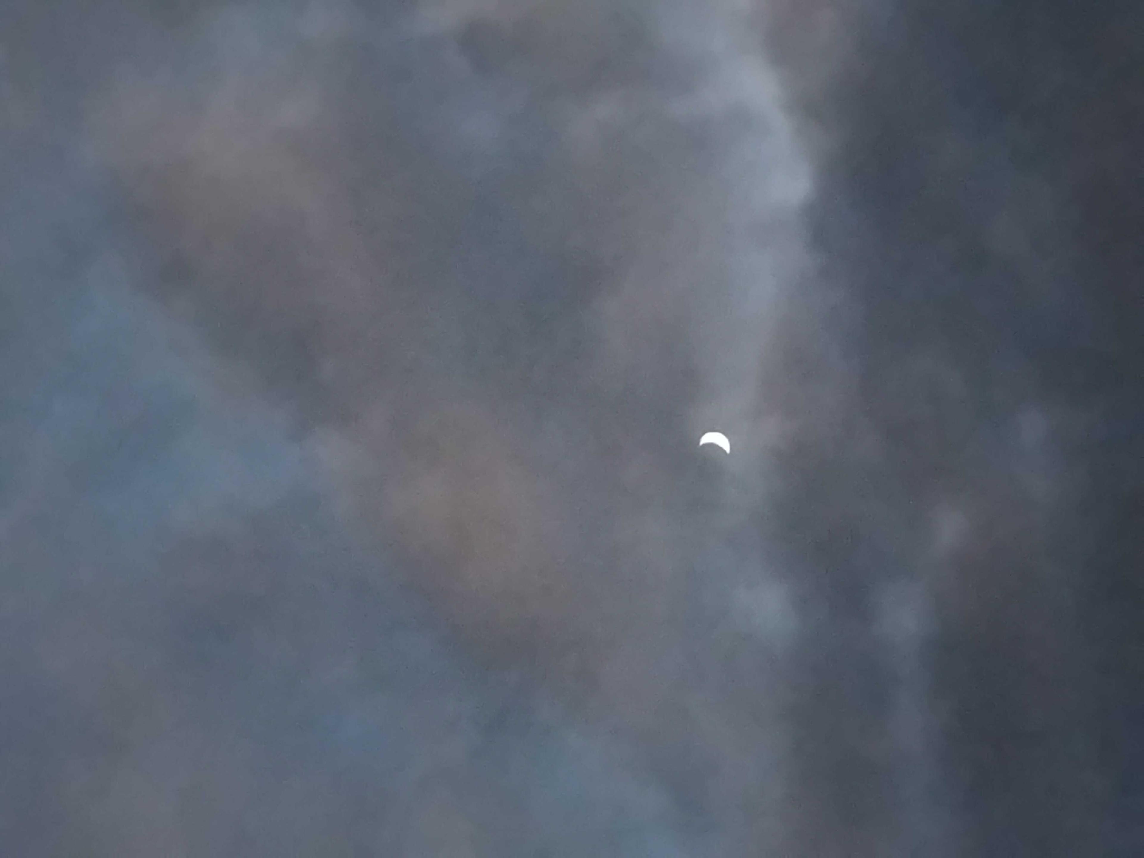 The Moon over United Kingdom — waxing crescent, Lunar Day 6