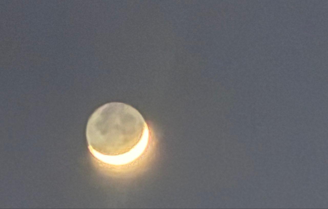 The Moon over Wetzlar, Deutschland — waxing crescent, Lunar Day 4