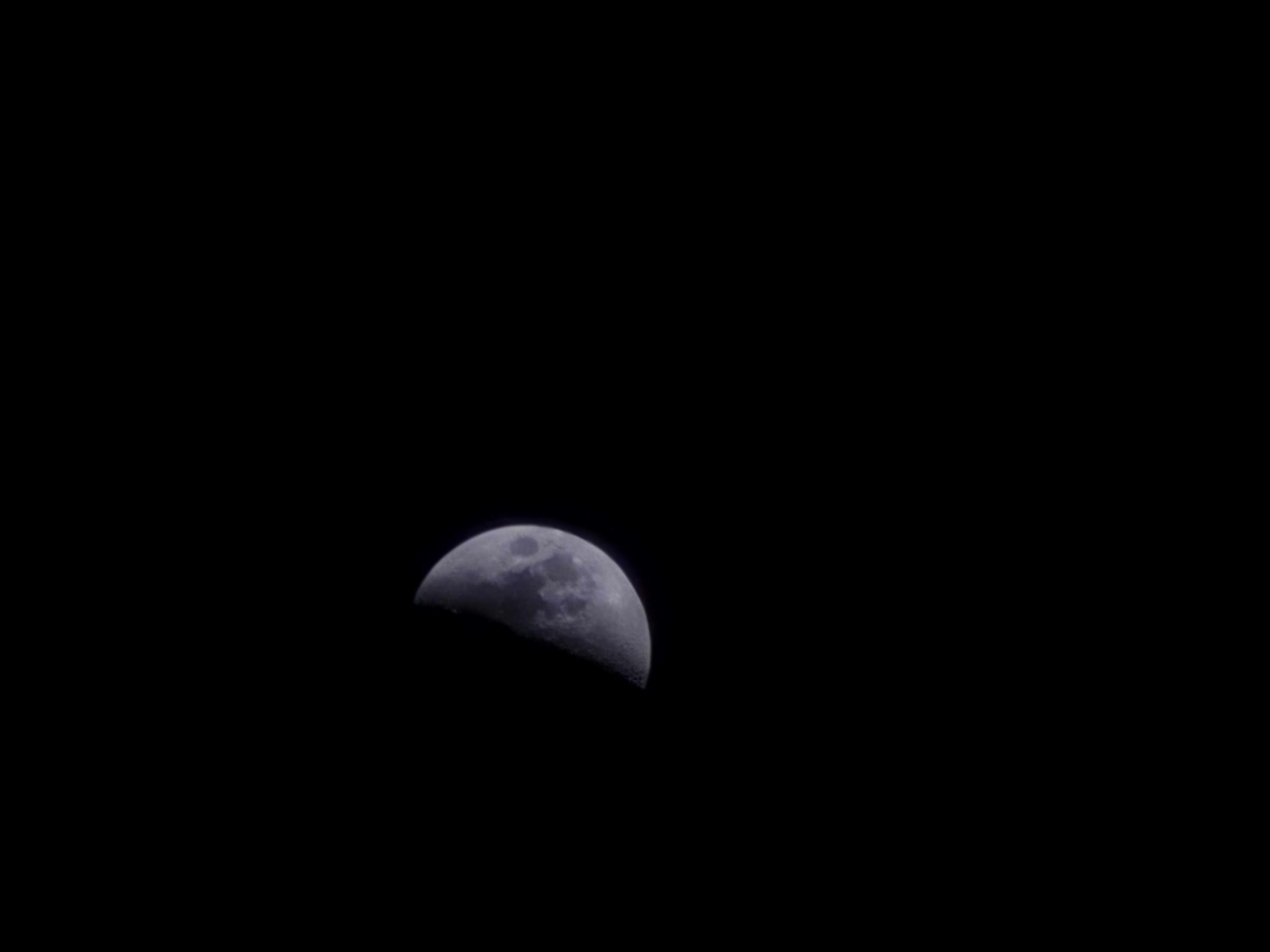 The Moon over United Kingdom — first quarter, Lunar Day 6