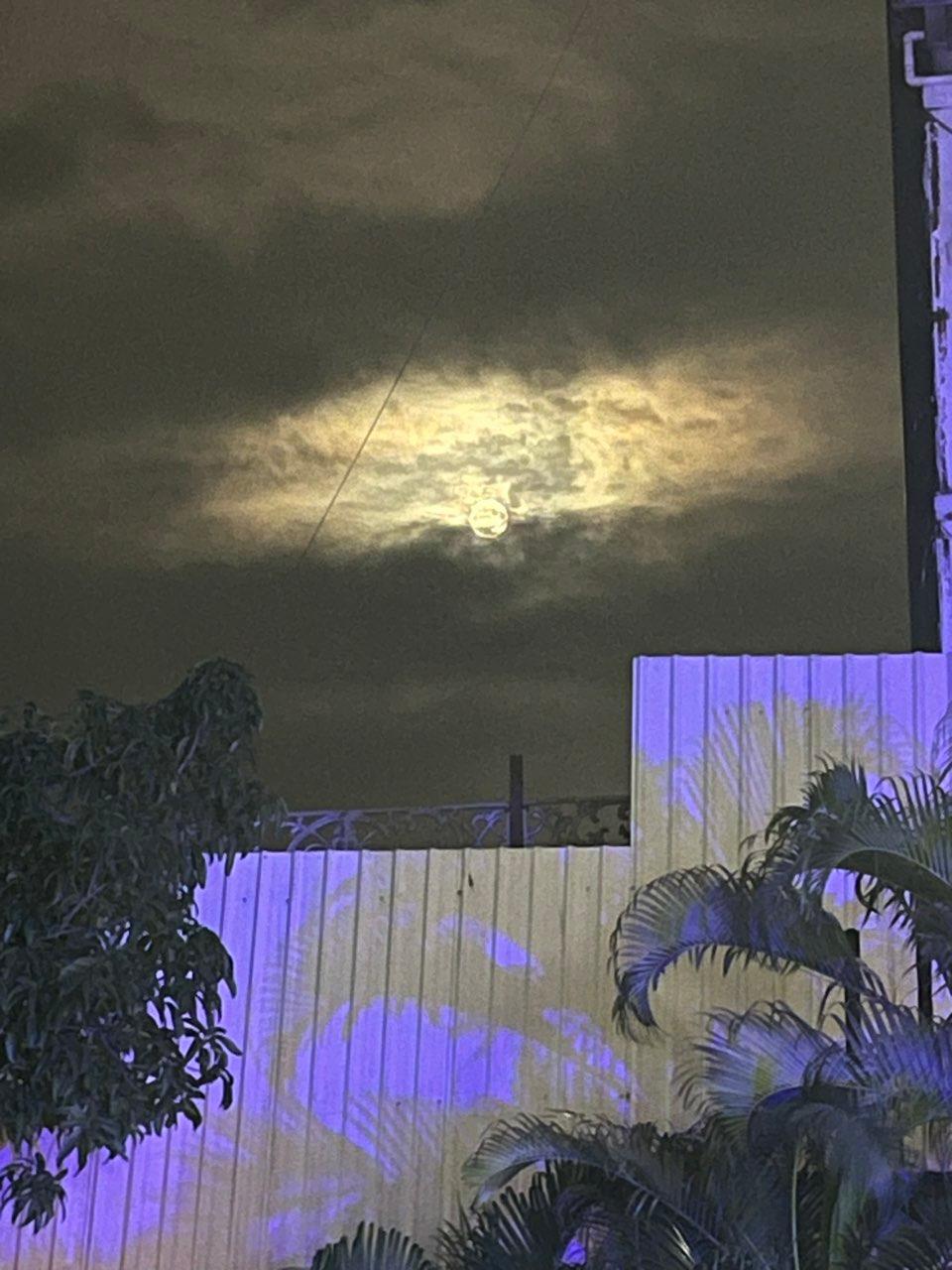 The Moon over Kolkata, India — full moon, Lunar Day 15
