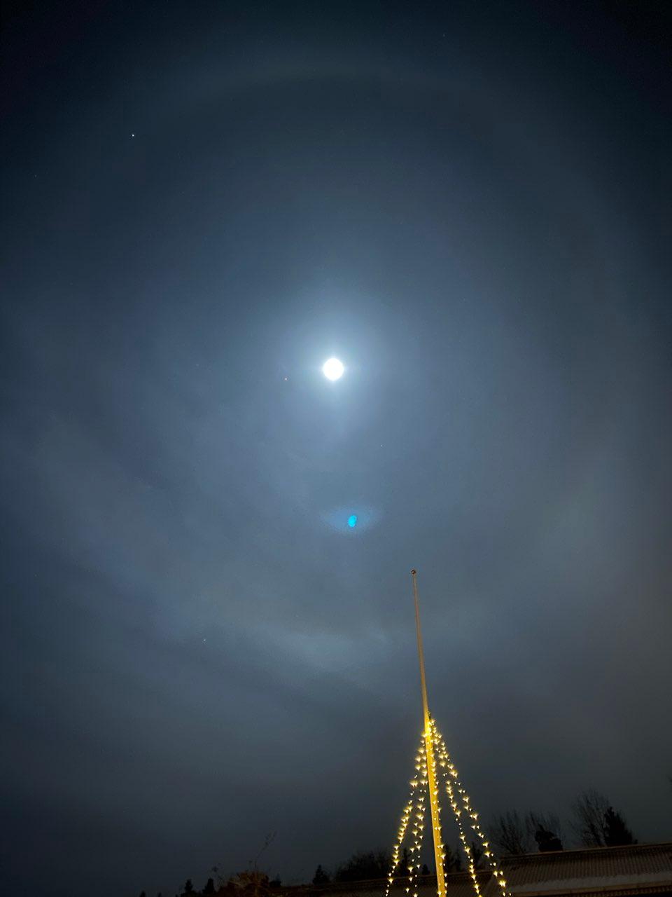 The Moon over Danderyd, Sverige — full moon, Lunar Day 15