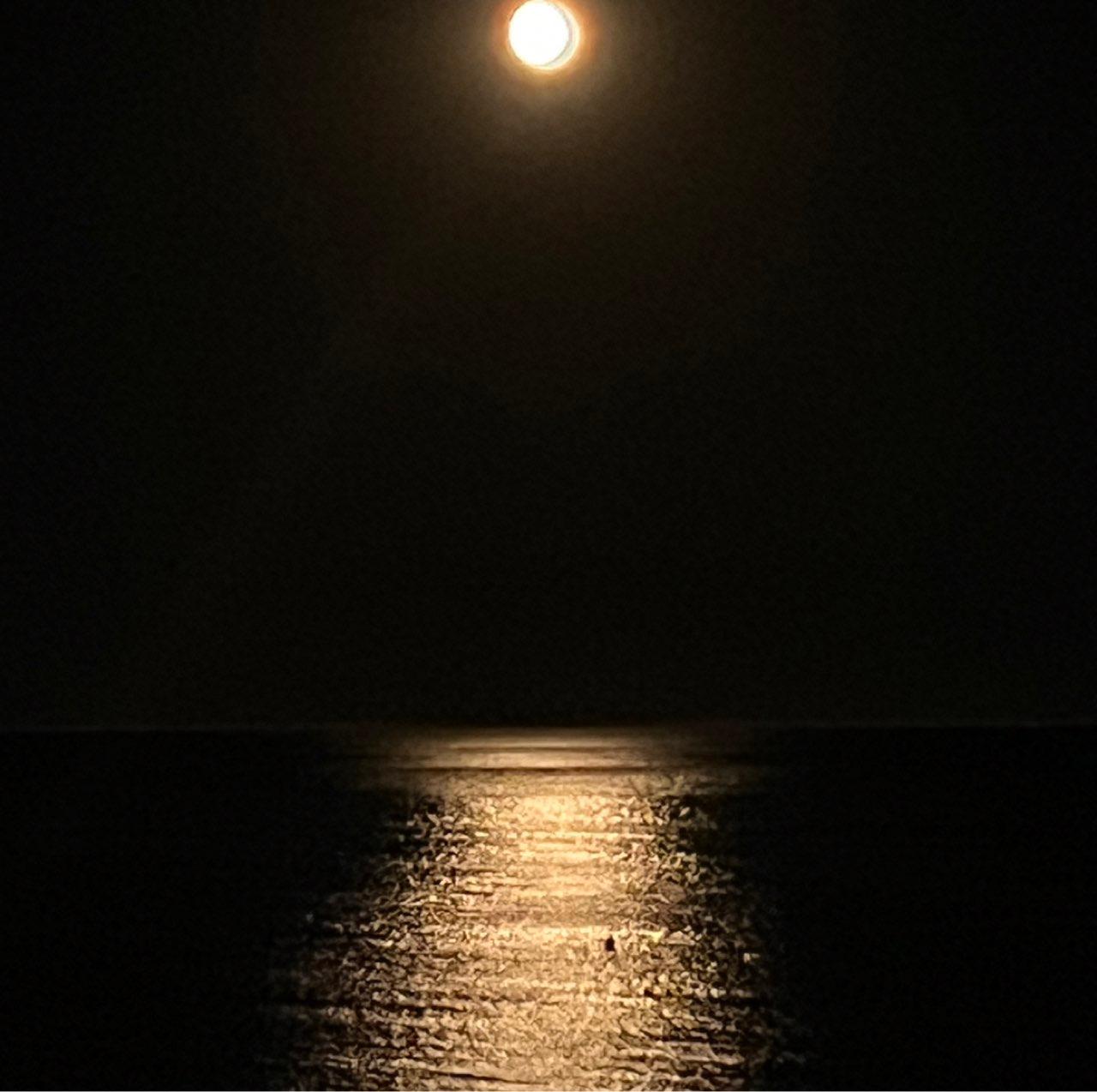 The Moon over Casares, Spain — full moon, Lunar Day 17