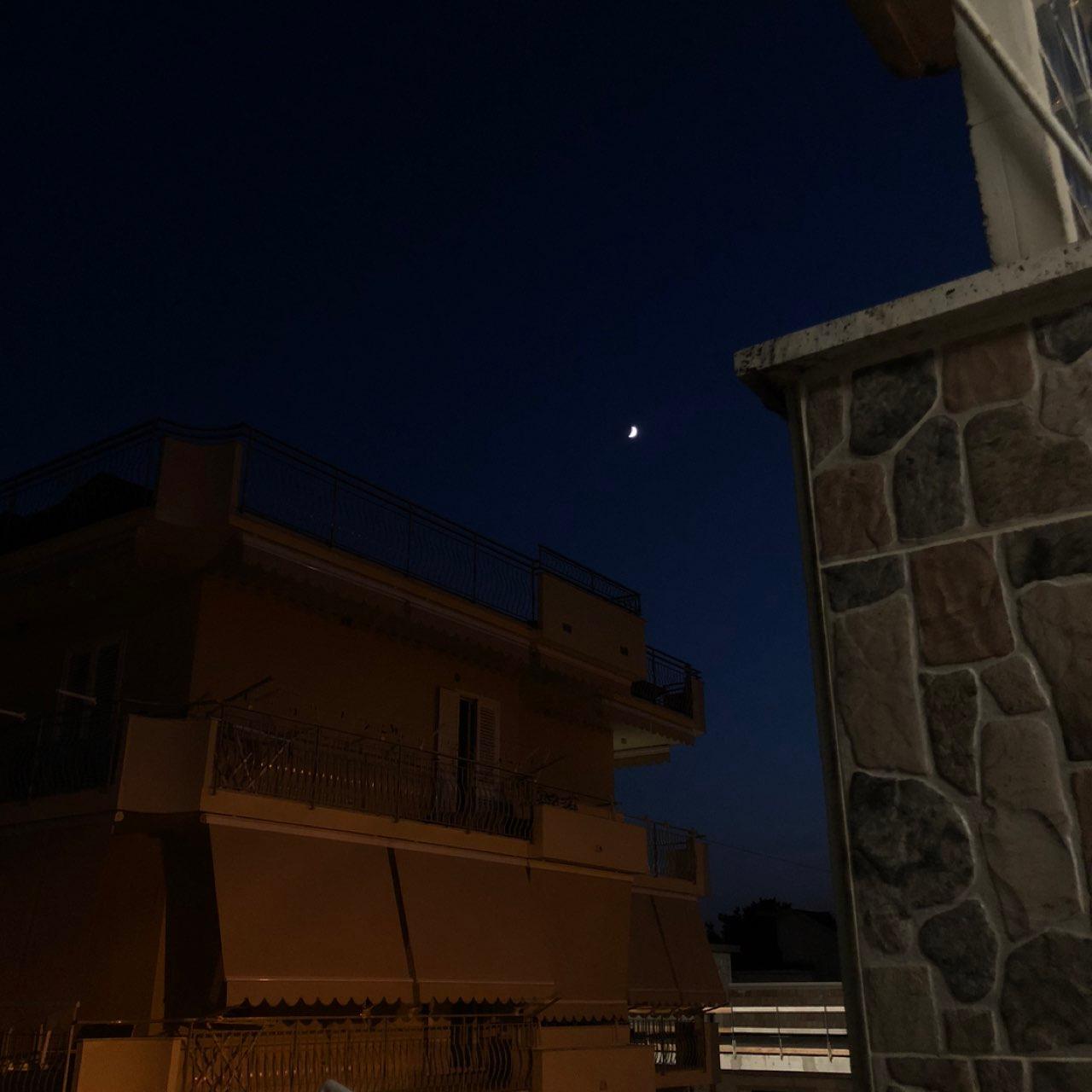The Moon over Pomigliano d'Arco, Italia — waxing crescent, Lunar Day 7