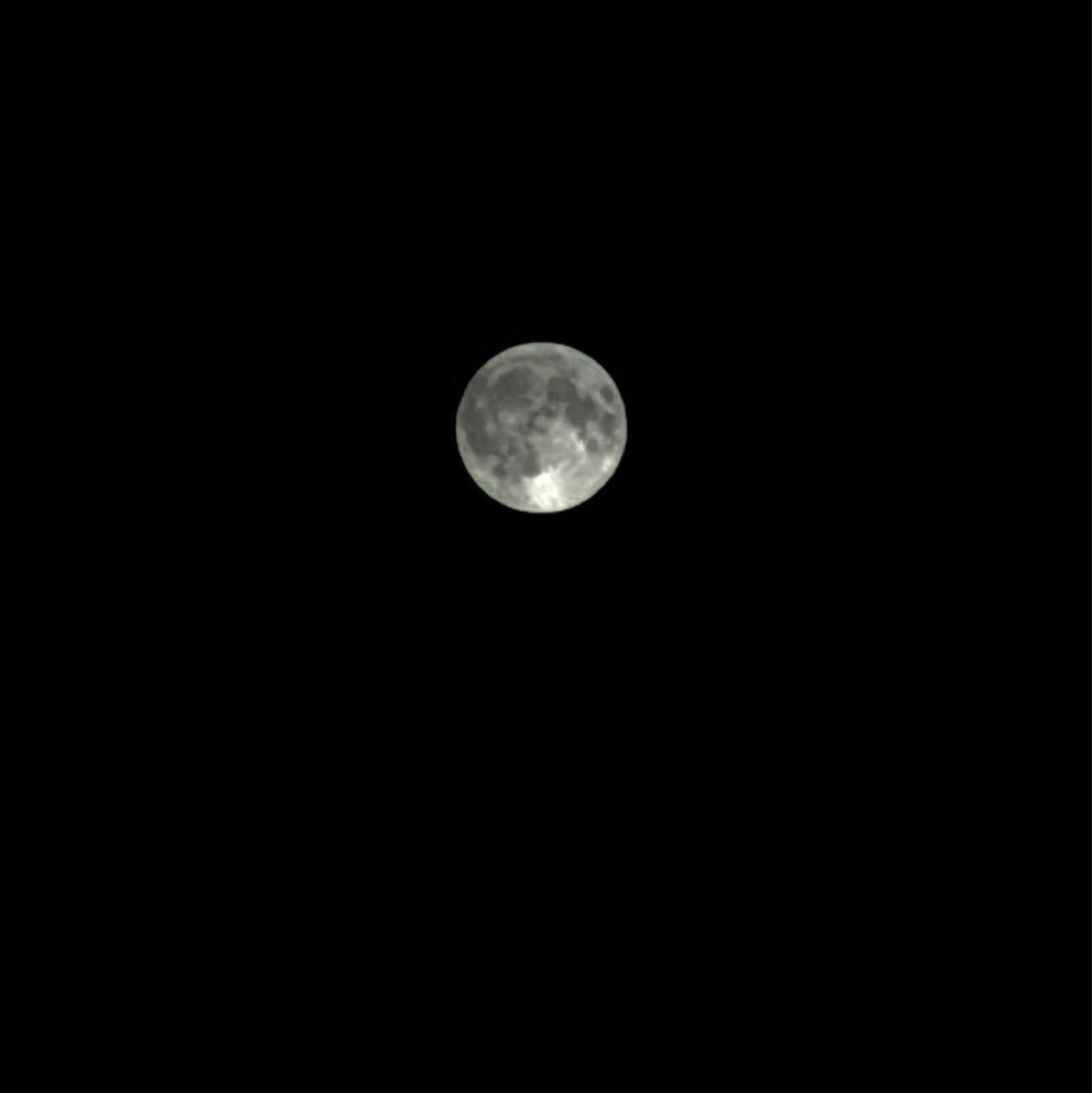 The Moon over Köln, Deutschland — full moon, Lunar Day 16
