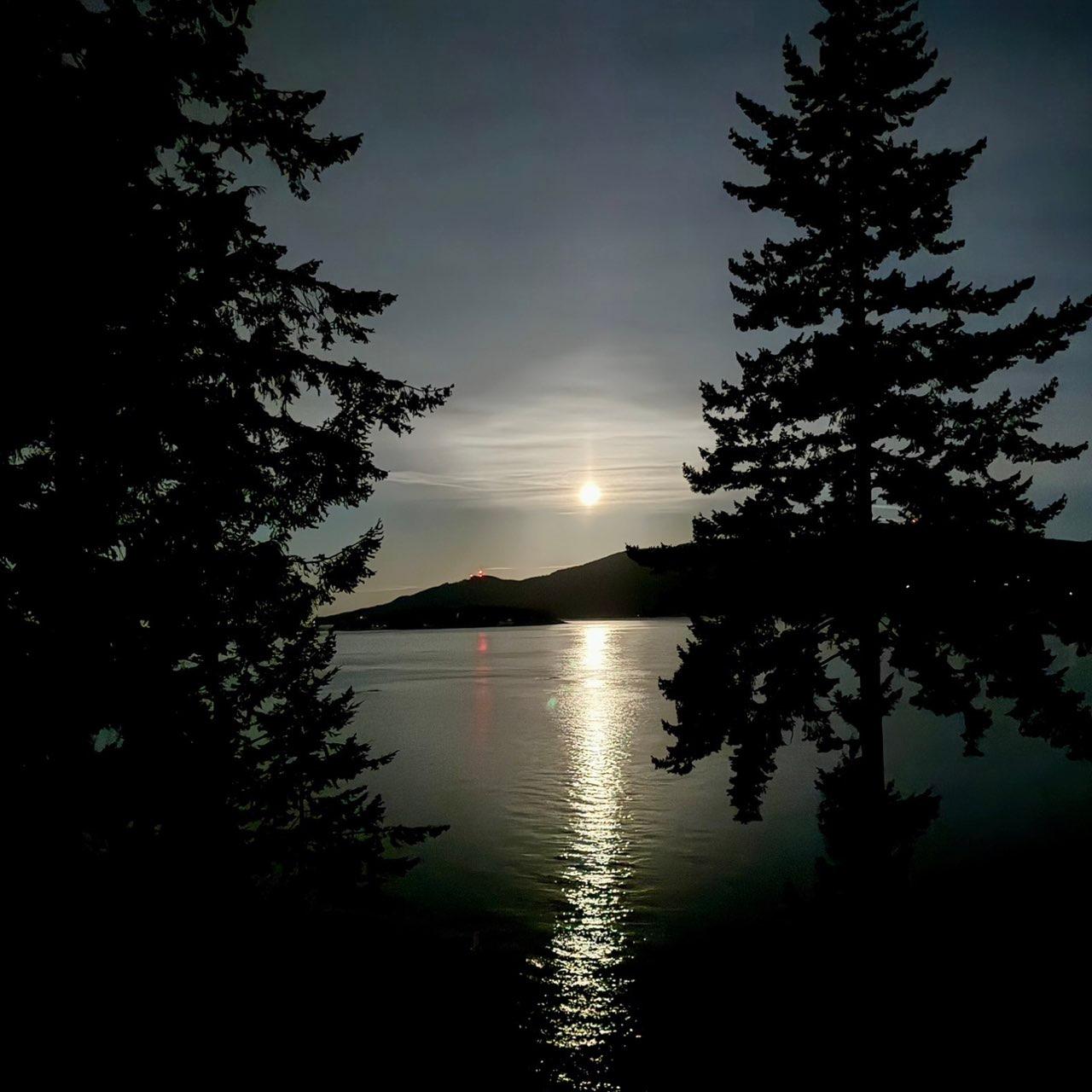 The Moon over Tofino, Canada — waxing gibbous, Lunar Day 9