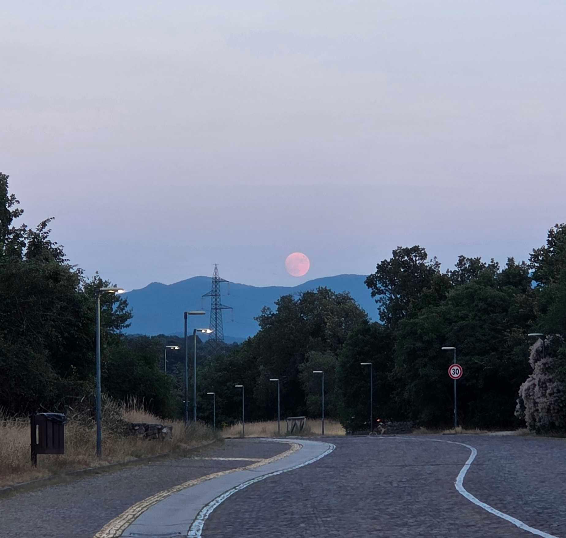 The Moon over Trieste, Italia — full moon, Lunar Day 15