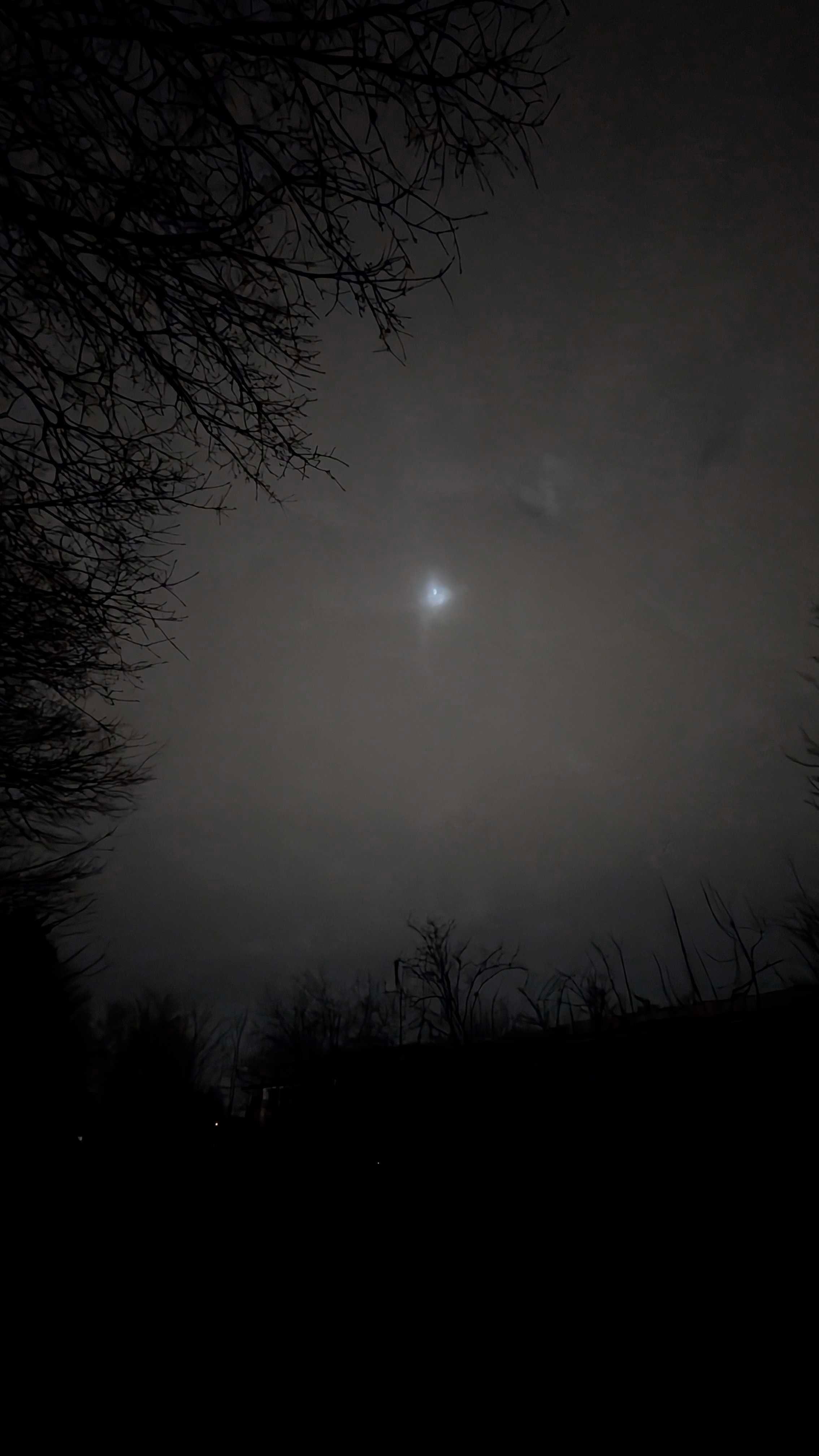 The Moon over United Kingdom — waxing gibbous, Lunar Day 12