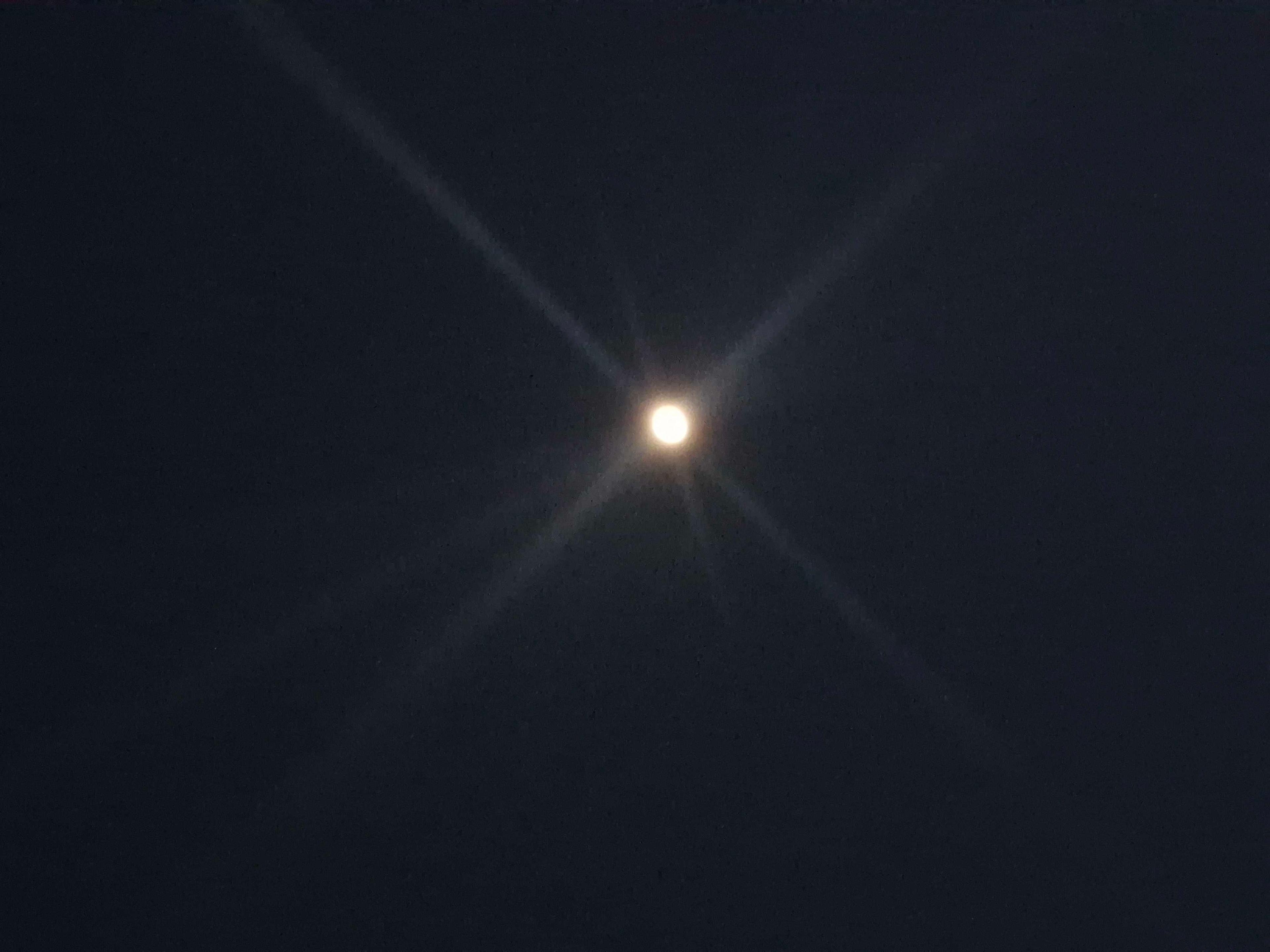 The Moon over Glen Innes, Australia — waxing gibbous, Lunar Day 13
