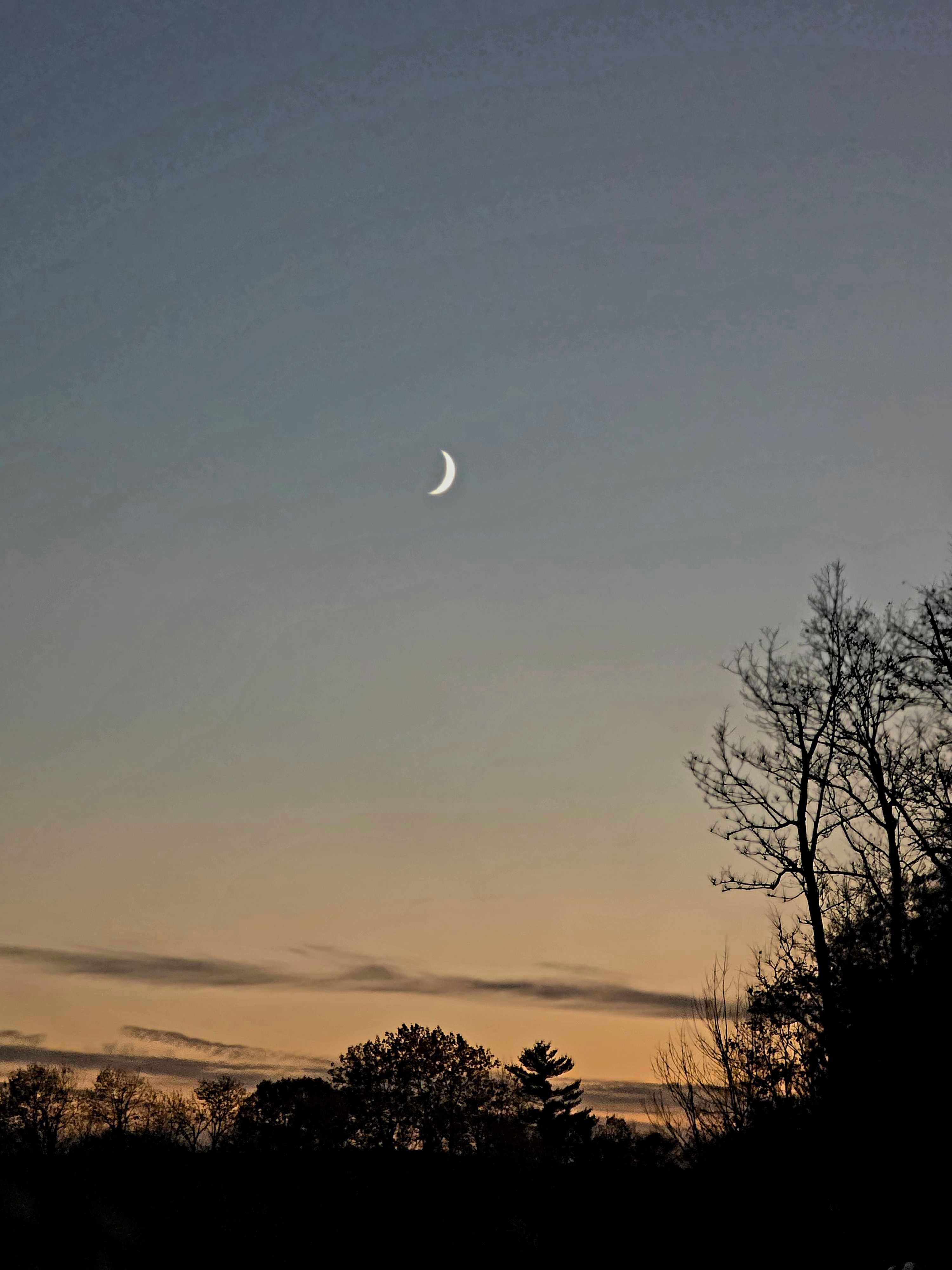 The Moon over Gatineau, Canada — waxing crescent, Lunar Day 6