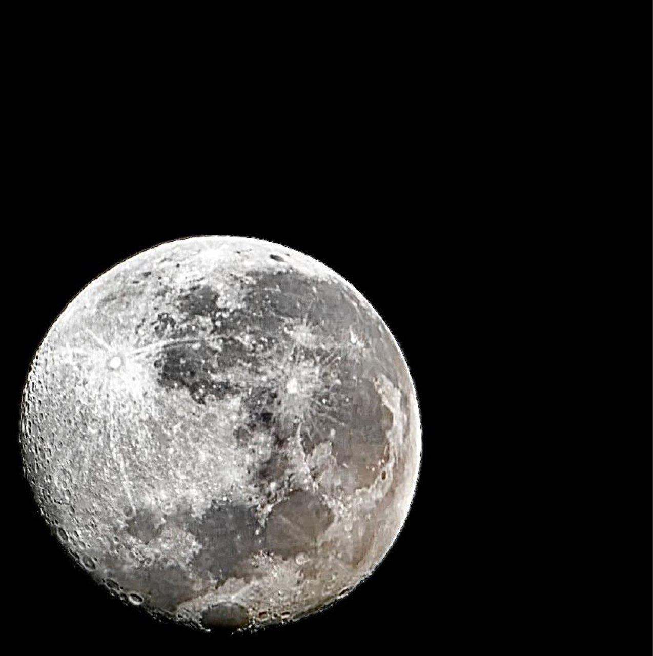 The Moon over Coventry, United Kingdom — full moon, Lunar Day 17