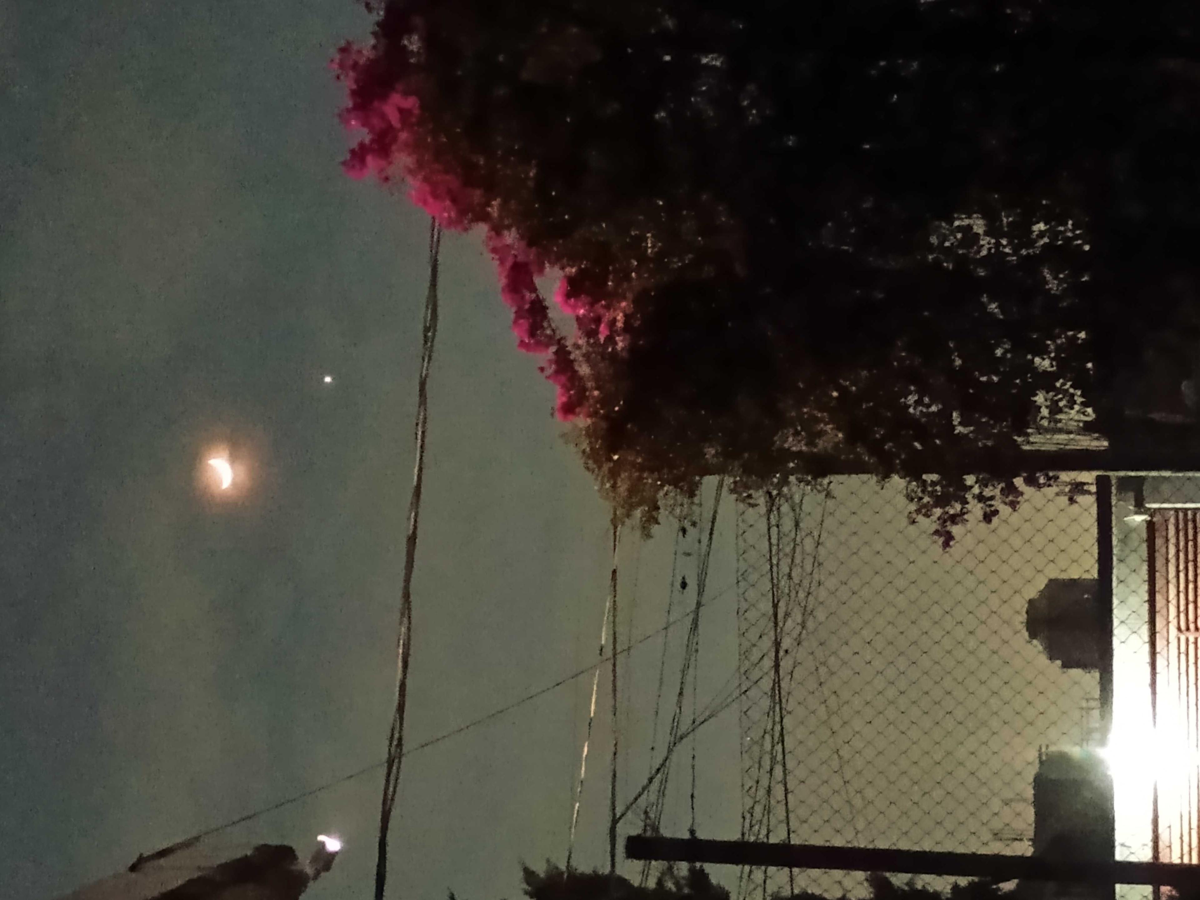 The Moon over San Miguel Coatlinchán, México — waxing crescent, Lunar Day 4