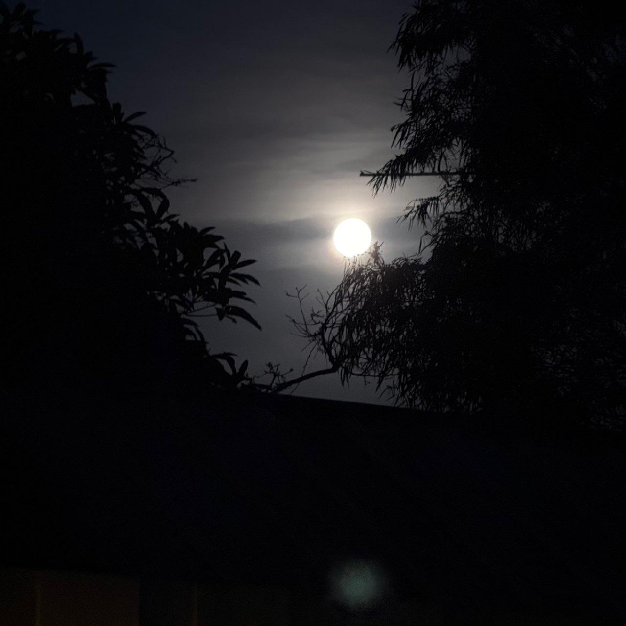 The Moon over Barwon Heads, Australia — full moon, Lunar Day 14