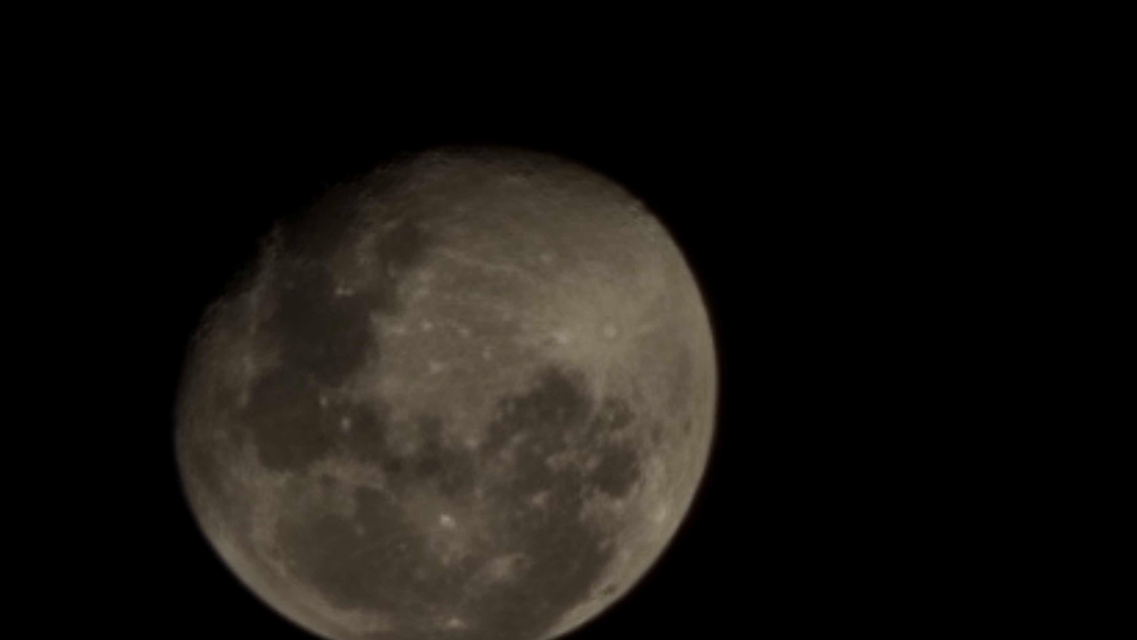 The Moon over Токмак, Украина — last quarter, Lunar Day 22