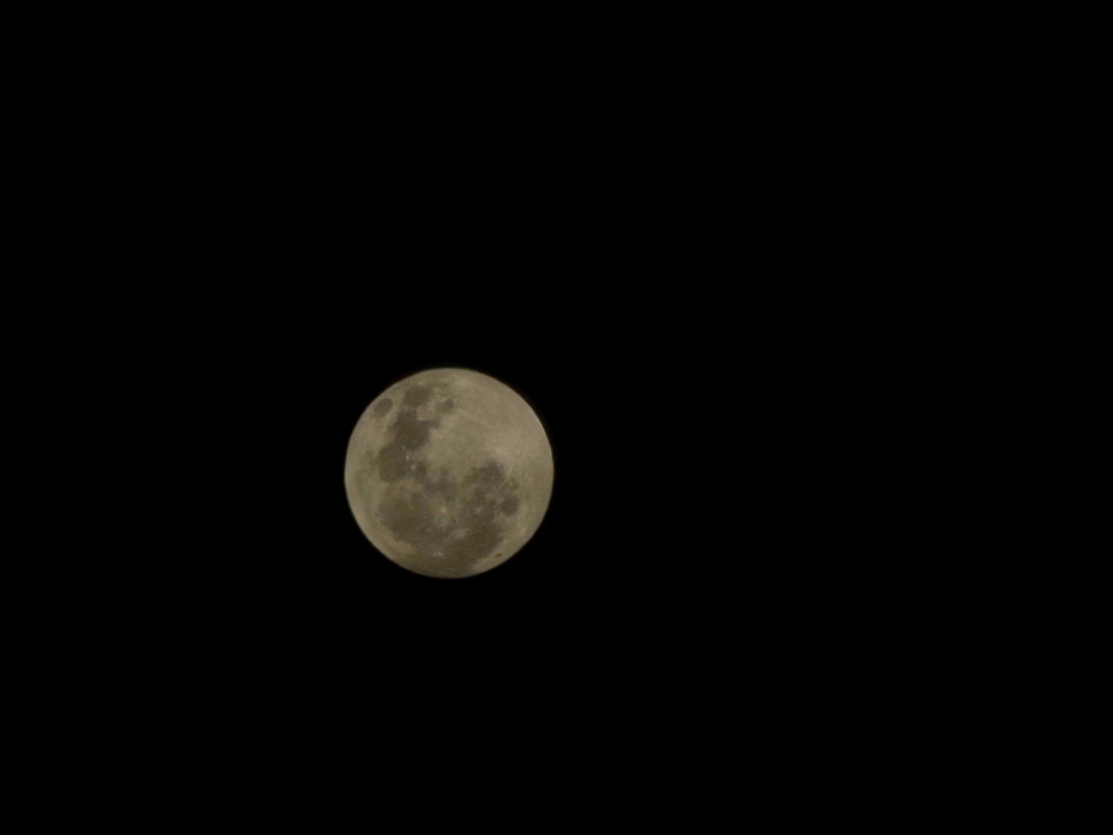 The Moon over Oshawa, Canada — full moon, Lunar Day 16