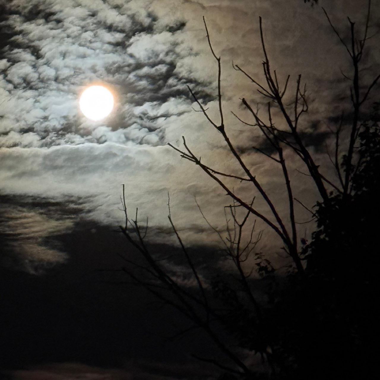 The Moon over Highland Hills, United States — full moon, Lunar Day 16