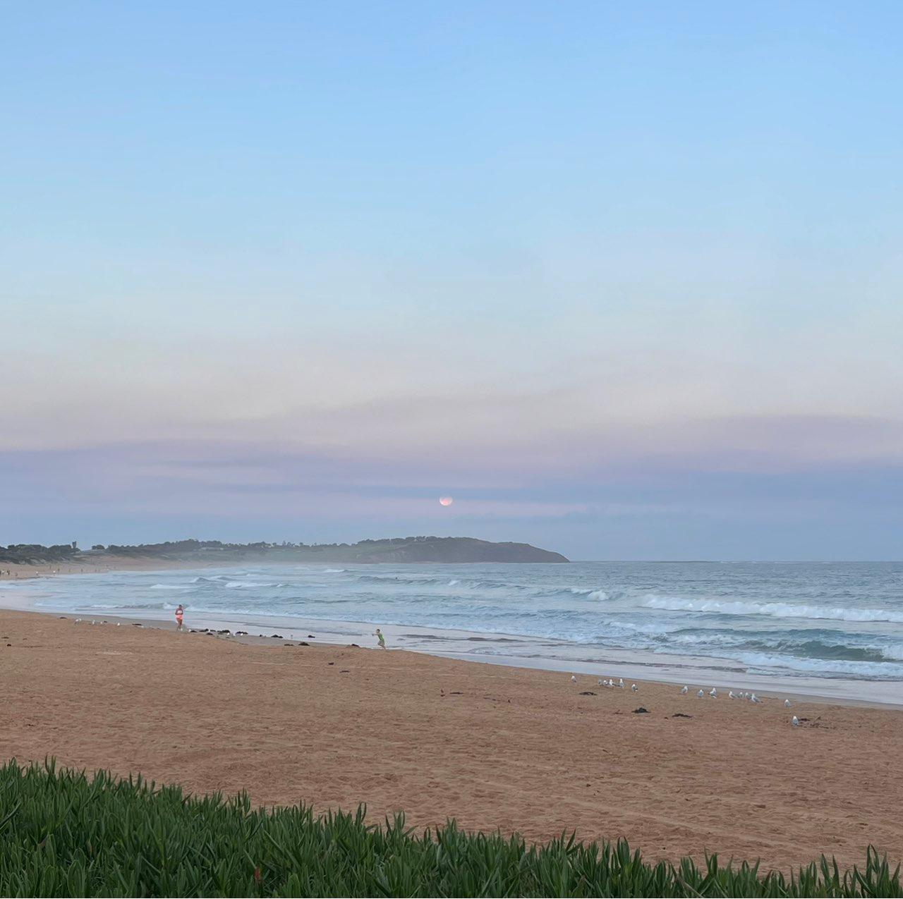 The Moon over Sydney, Australia — full moon, Lunar Day 16
