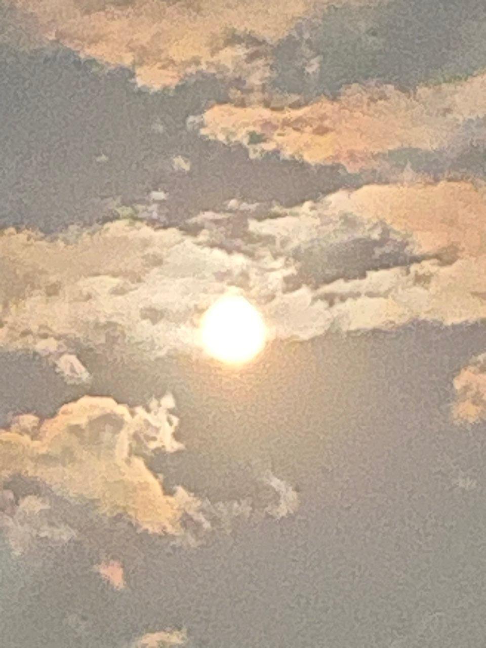 The Moon over Tlalpan, México — full moon, Lunar Day 16