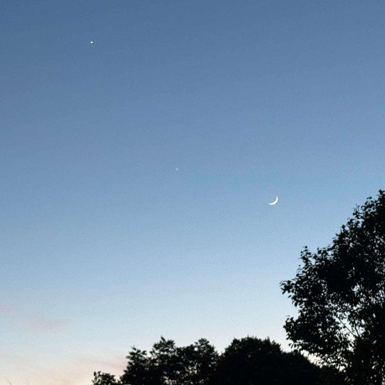 The Moon over Webster Groves, United States — waxing crescent, Lunar Day 3