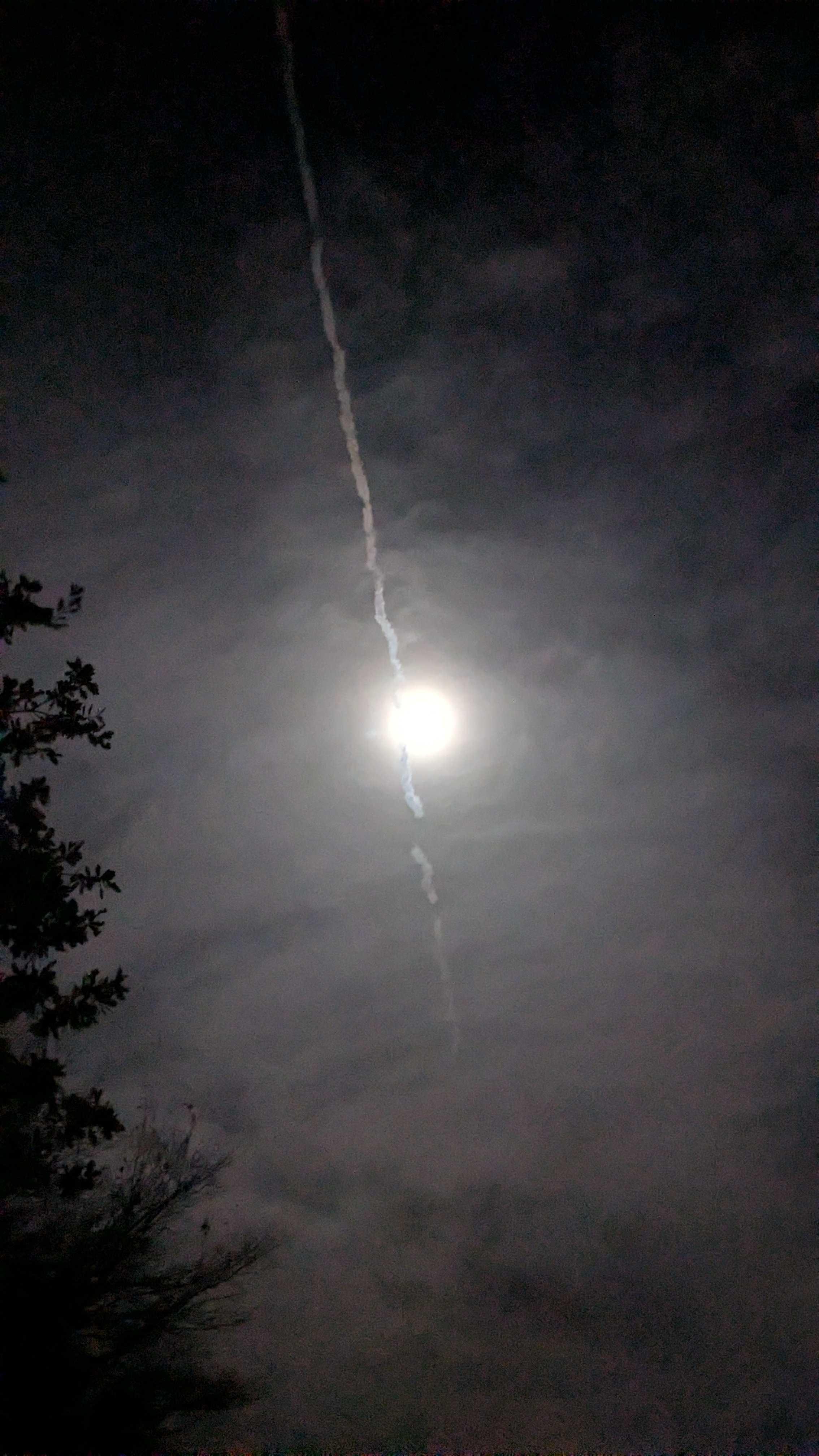 The Moon over United Kingdom — full moon, Lunar Day 17