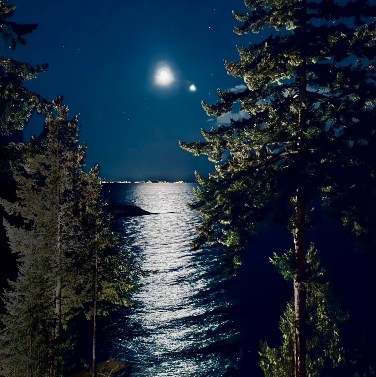 The Moon over Sunshine Coast, Canada — waxing crescent, Lunar Day 5