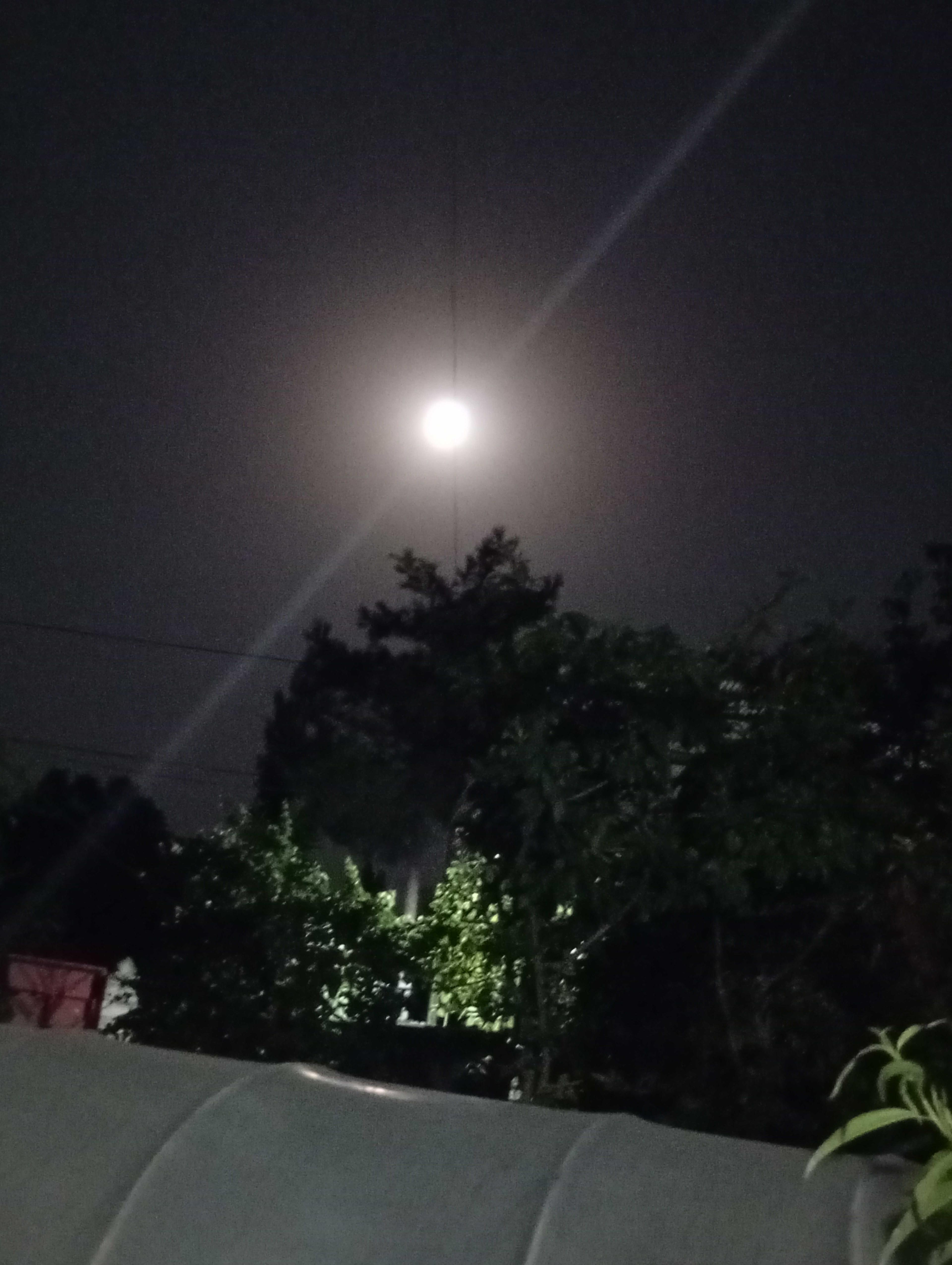 The Moon over Englewood, Amerika Birleşik Devletleri — waning gibbous, Lunar Day 19