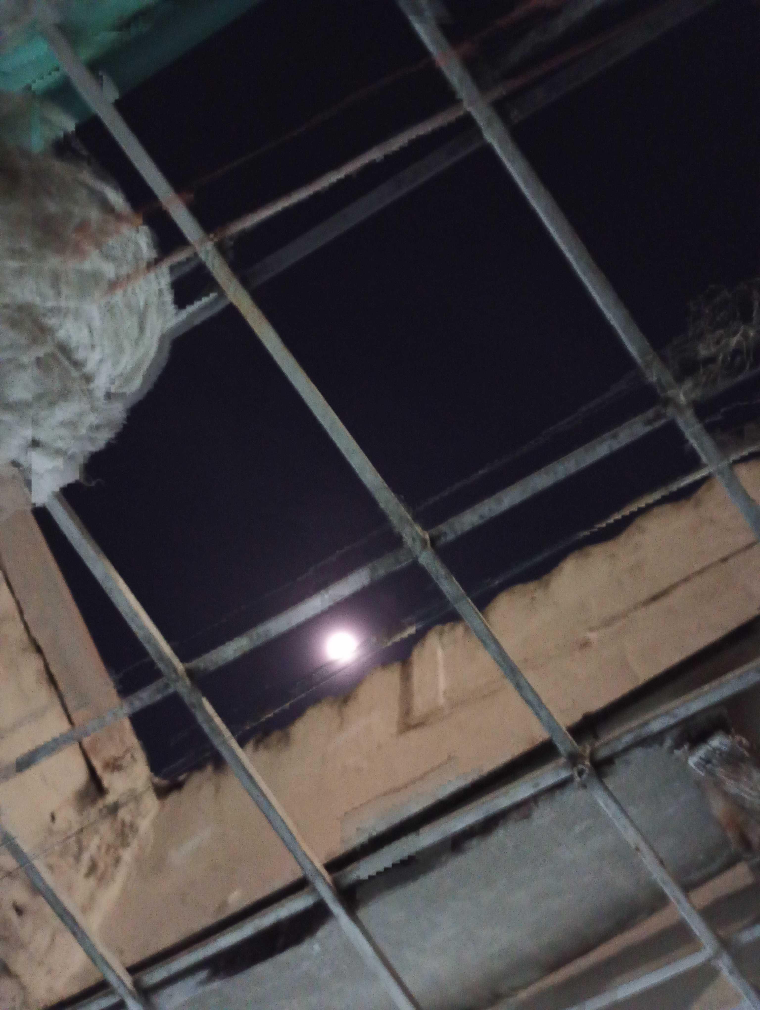 The Moon over Cartagena de Indias, Colombia — waxing gibbous, Lunar Day 11