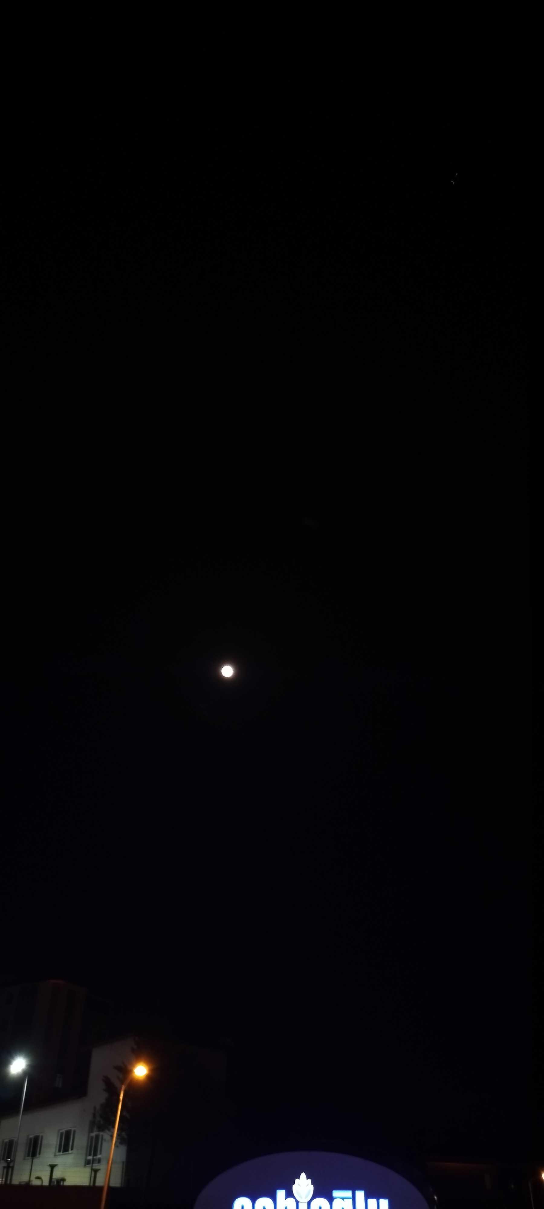 The Moon over Türkiye — full moon, Lunar Day 13