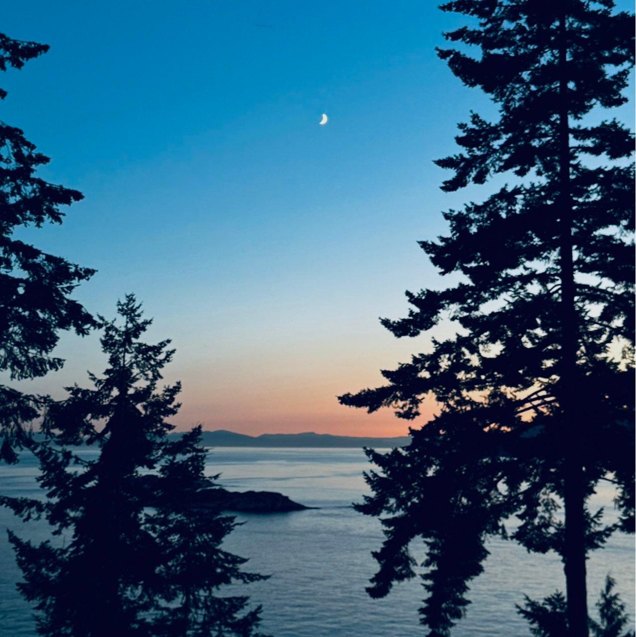 The Moon over Squamish-Lillooet, Canada — waxing crescent, Lunar Day 6