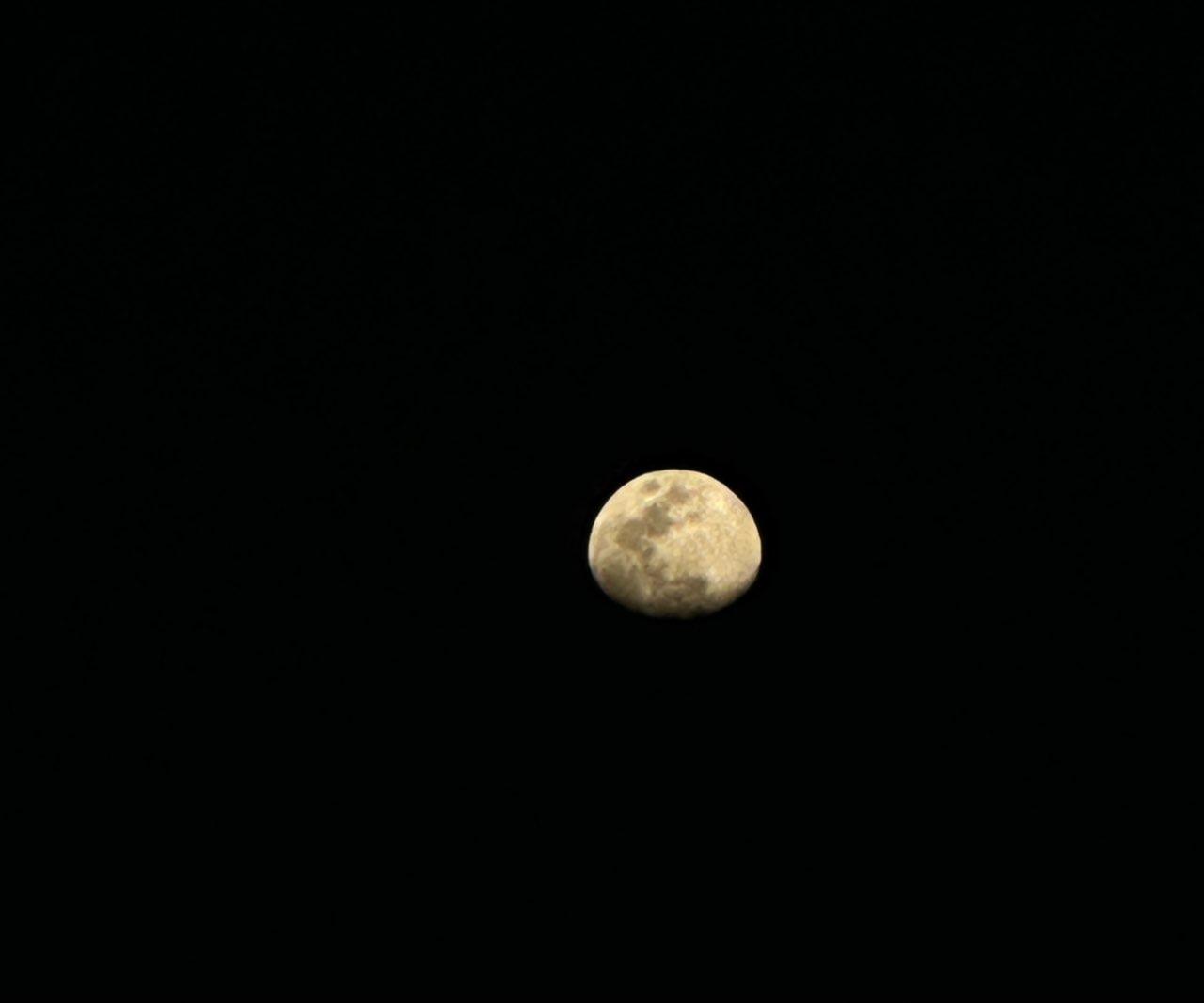 The Moon over Cabo San Lucas, México — waxing gibbous, Lunar Day 12