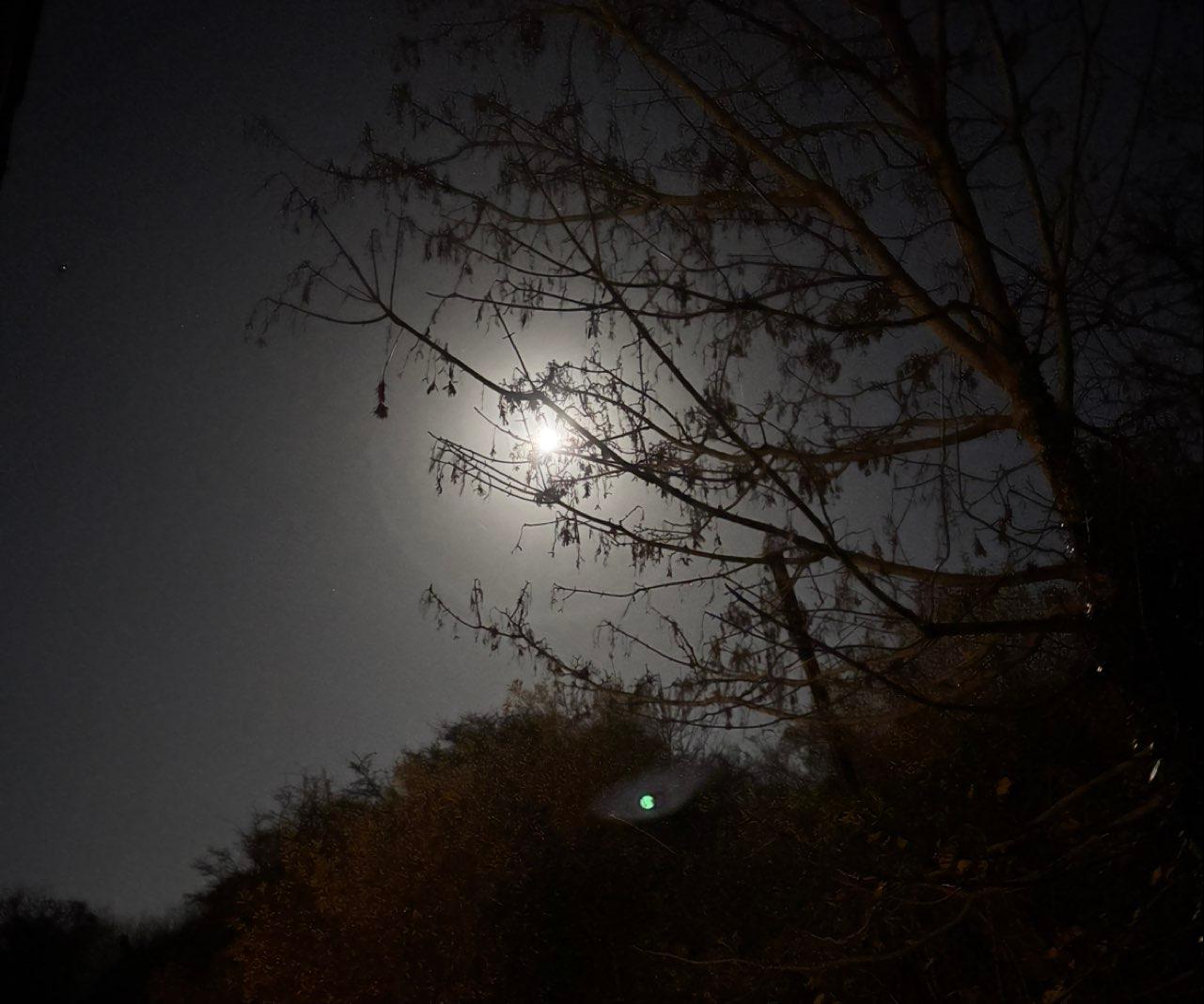 The Moon over Weymouth, United Kingdom — waxing gibbous, Lunar Day 12