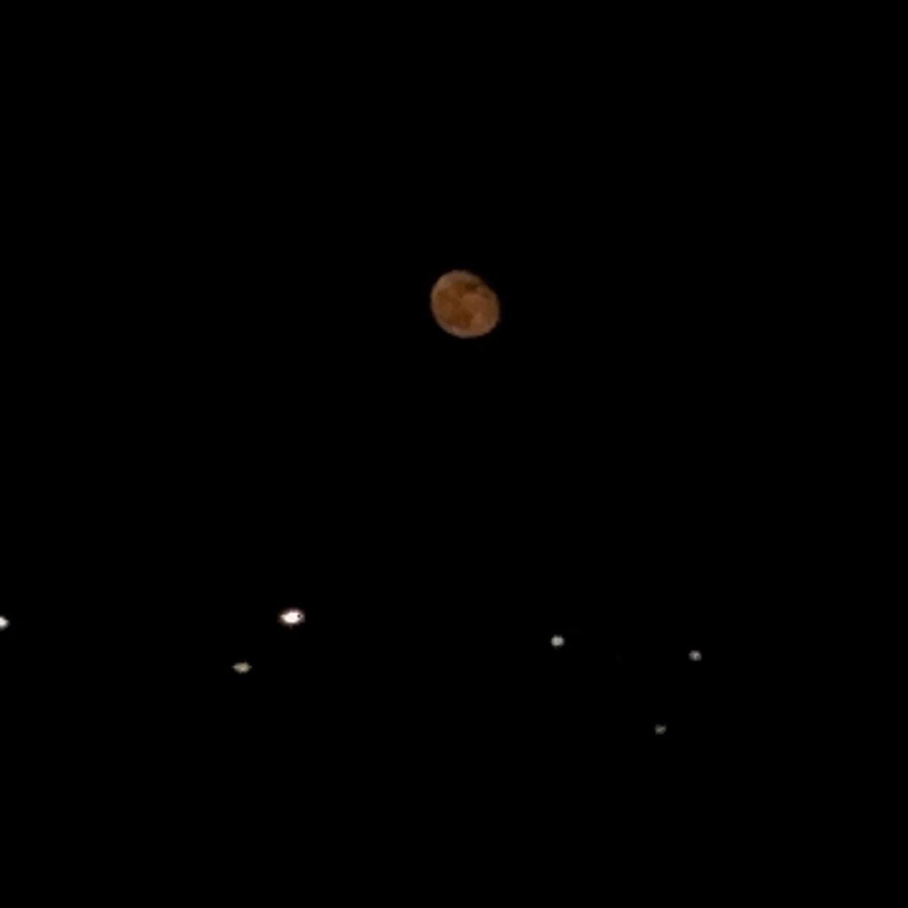The Moon over Tijuana, México — waning gibbous, Lunar Day 18
