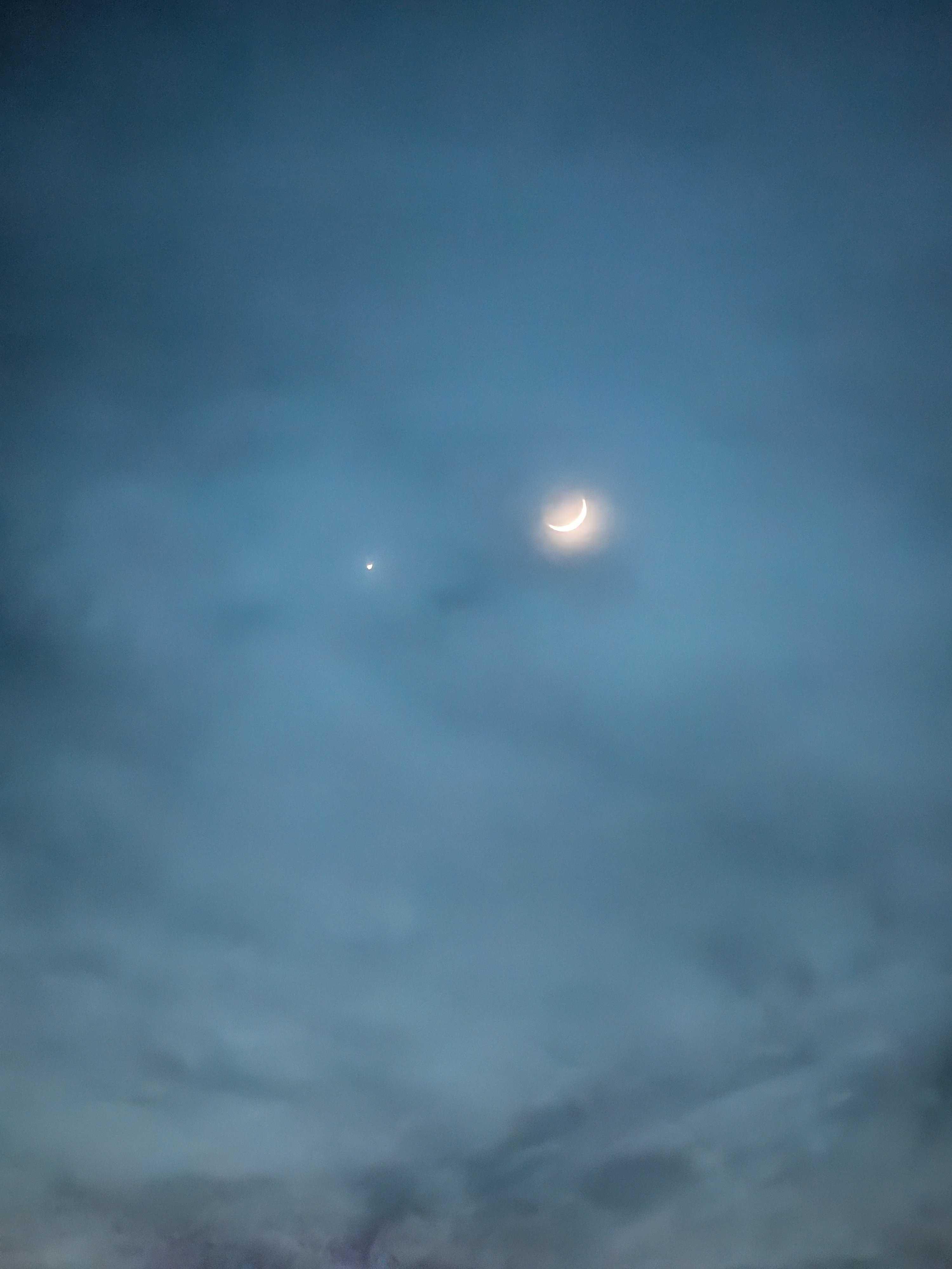 The Moon over Rigaud, Canada — waxing crescent, Lunar Day 3