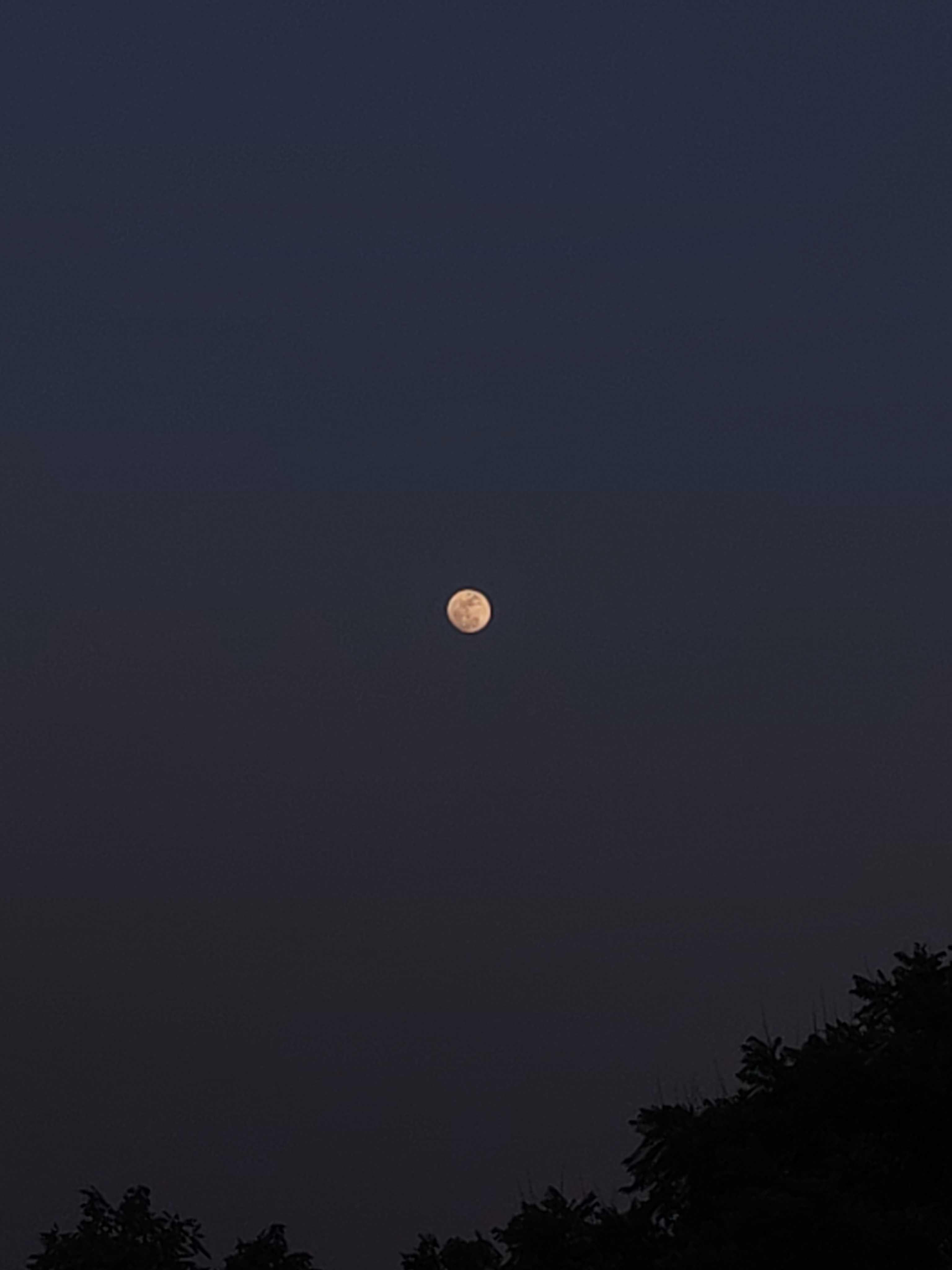 The Moon over Zapopan, México — full moon, Lunar Day 14