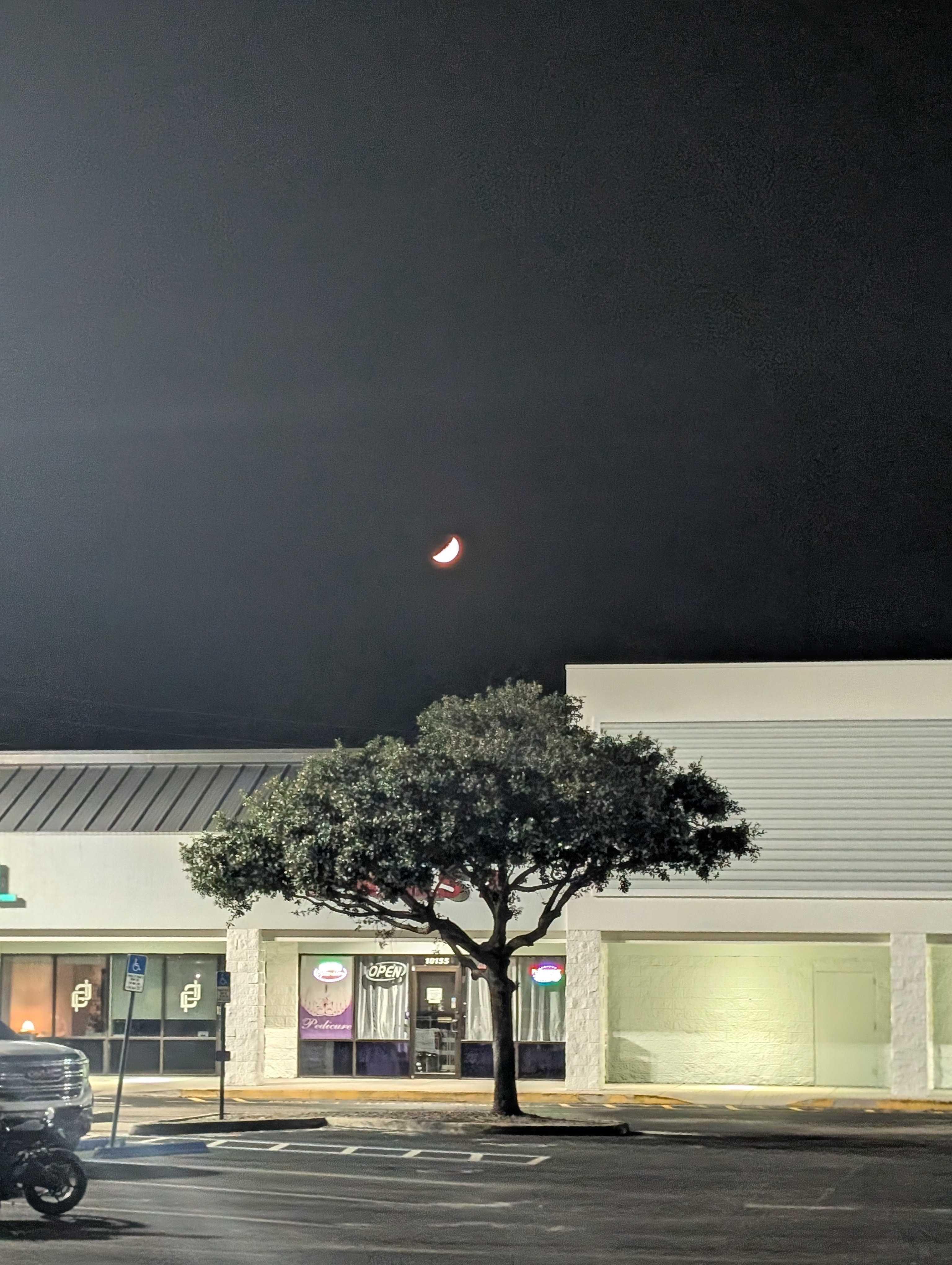 The Moon over Port St. Lucie, United States — first quarter, Lunar Day 8