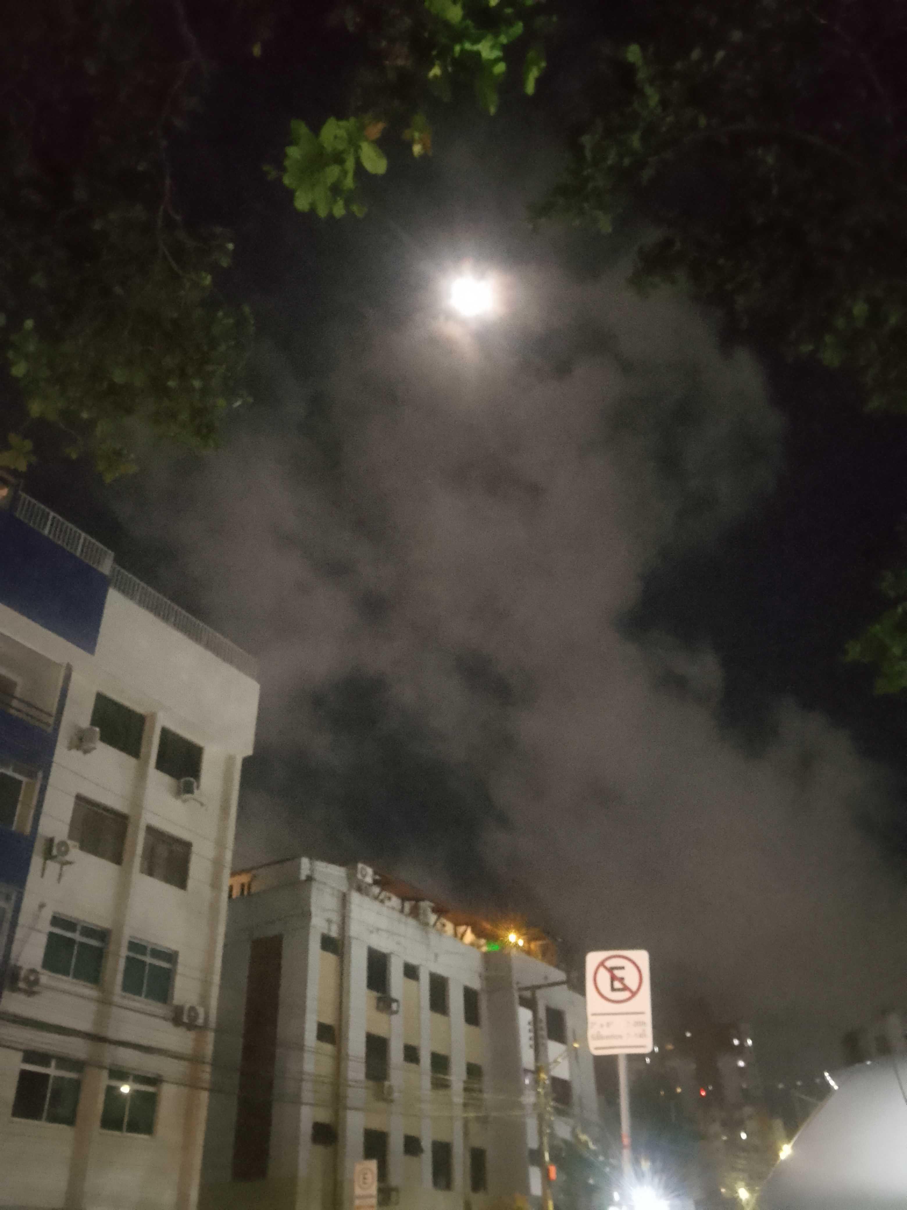 The Moon over Brasil — waxing gibbous, Lunar Day 14