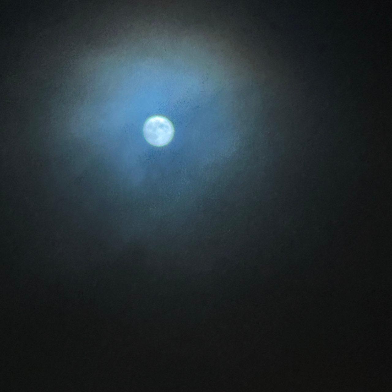 The Moon over Örebro, Sverige — full moon, Lunar Day 14