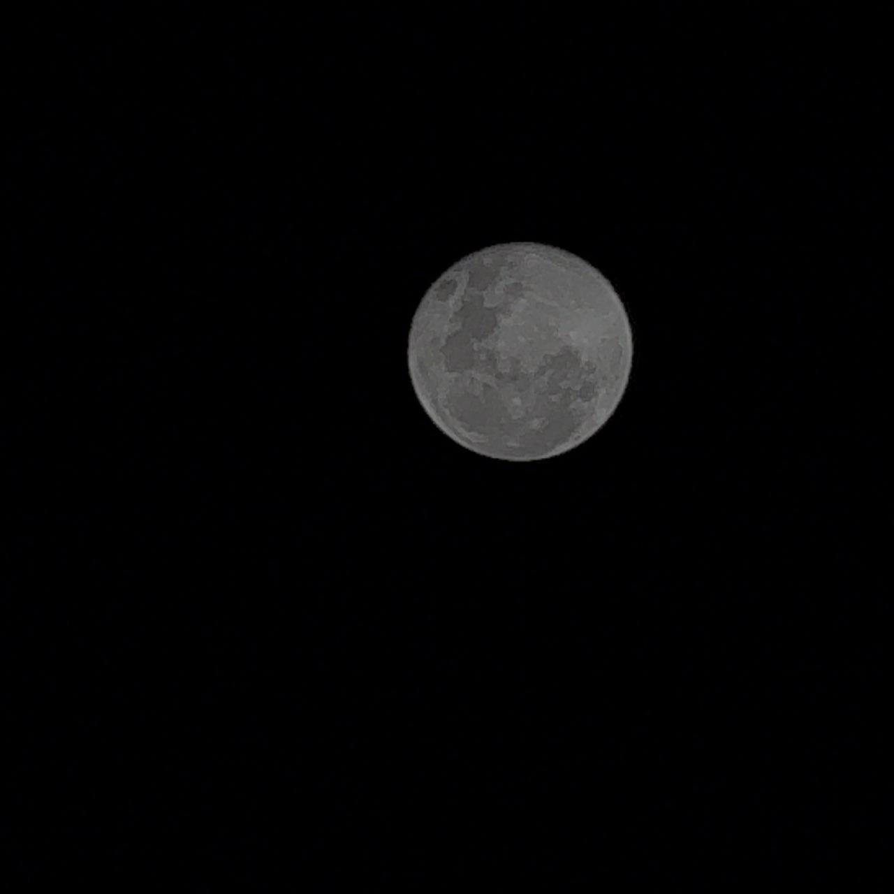 The Moon over Adelaide, Australia — full moon, Lunar Day 17