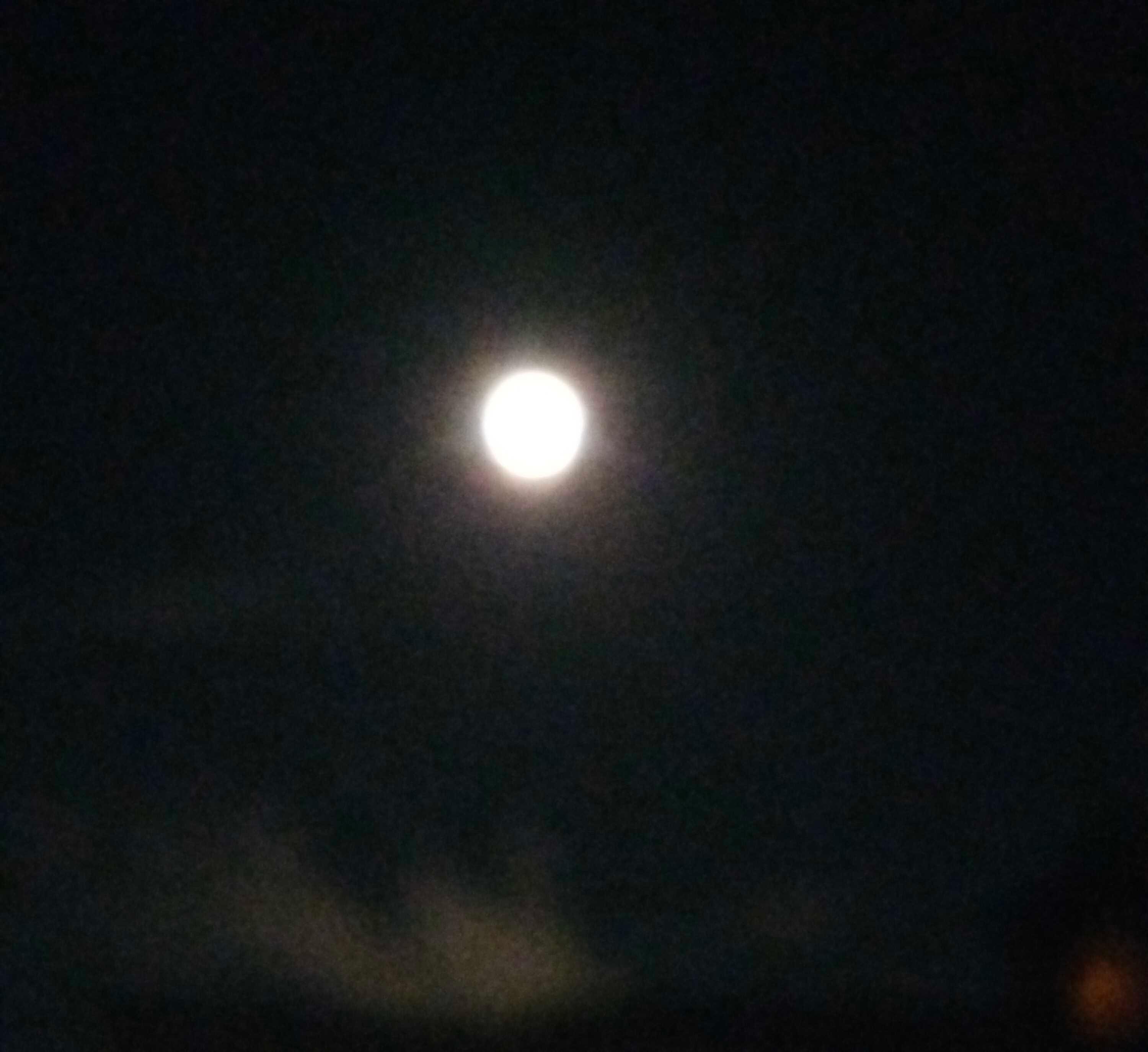 The Moon over Lichtenstein/Sachsen, Deutschland — full moon, Lunar Day 16