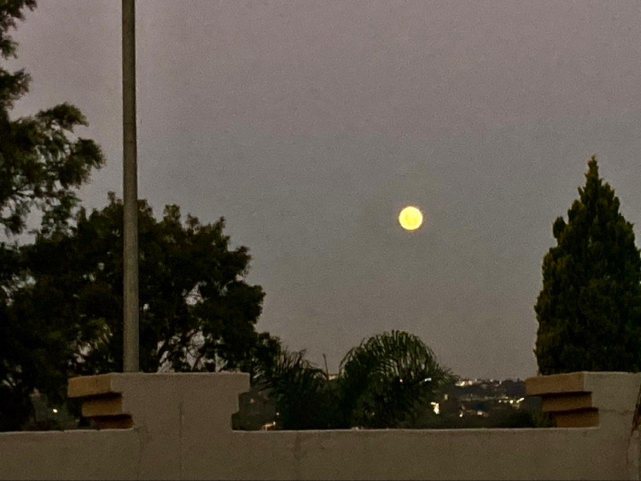 The Moon over Randburg, South Africa — full moon, Lunar Day 16
