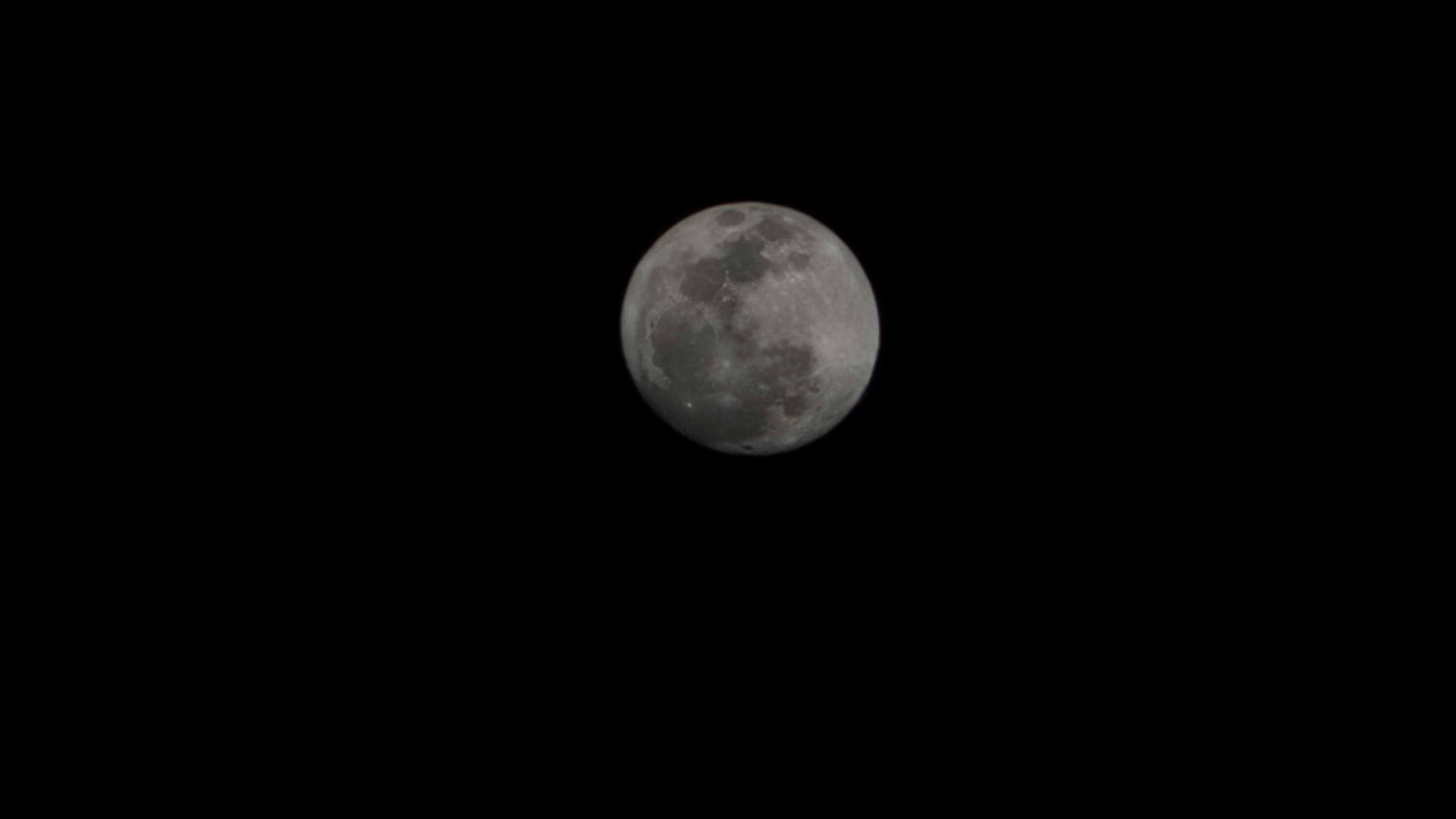 The Moon over Marnate, Italia — full moon, Lunar Day 15