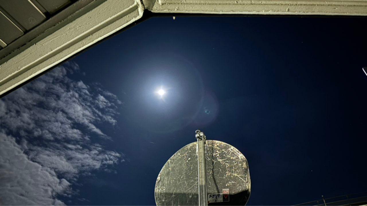 The Moon over Frankfurt am Main, Deutschland — full moon, Lunar Day 15