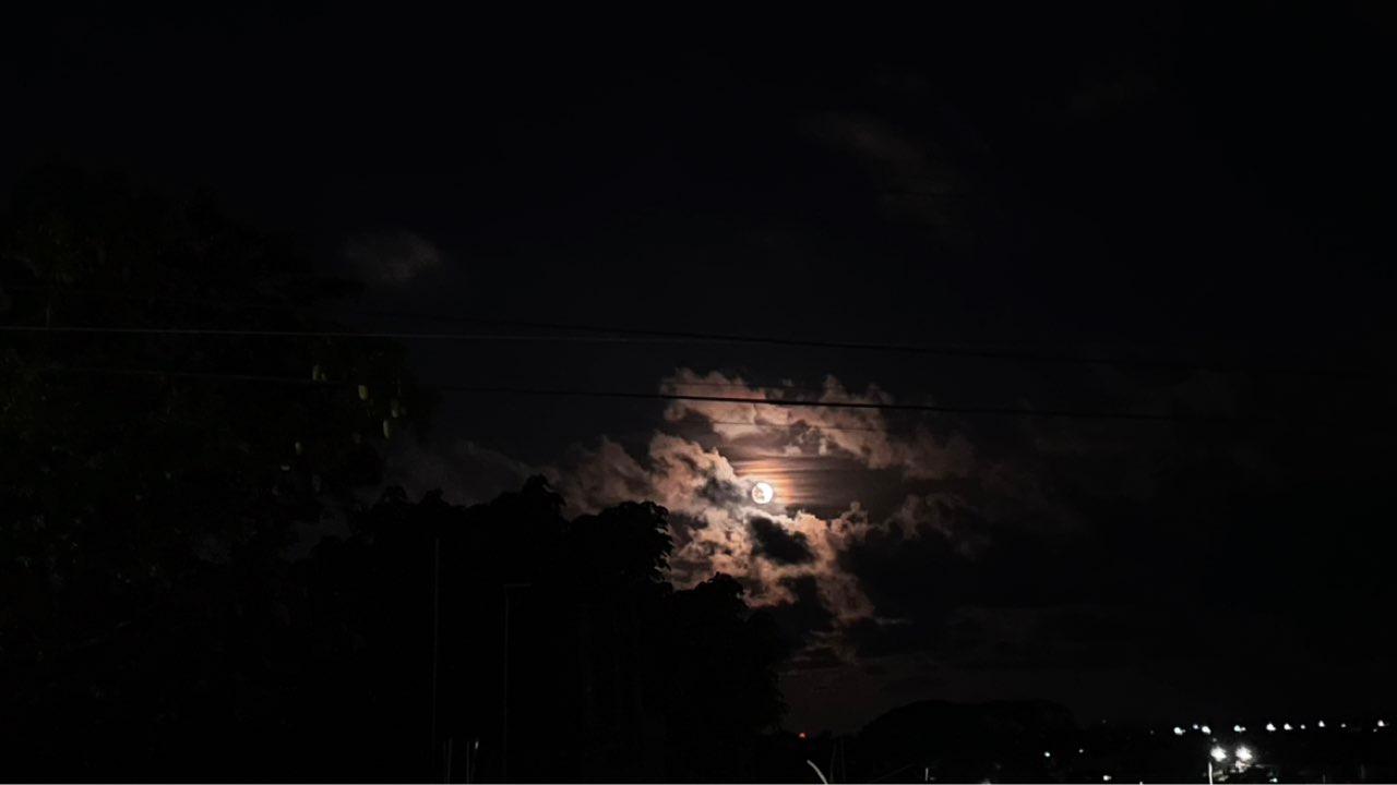 The Moon over Túxpam, México — full moon, Lunar Day 17